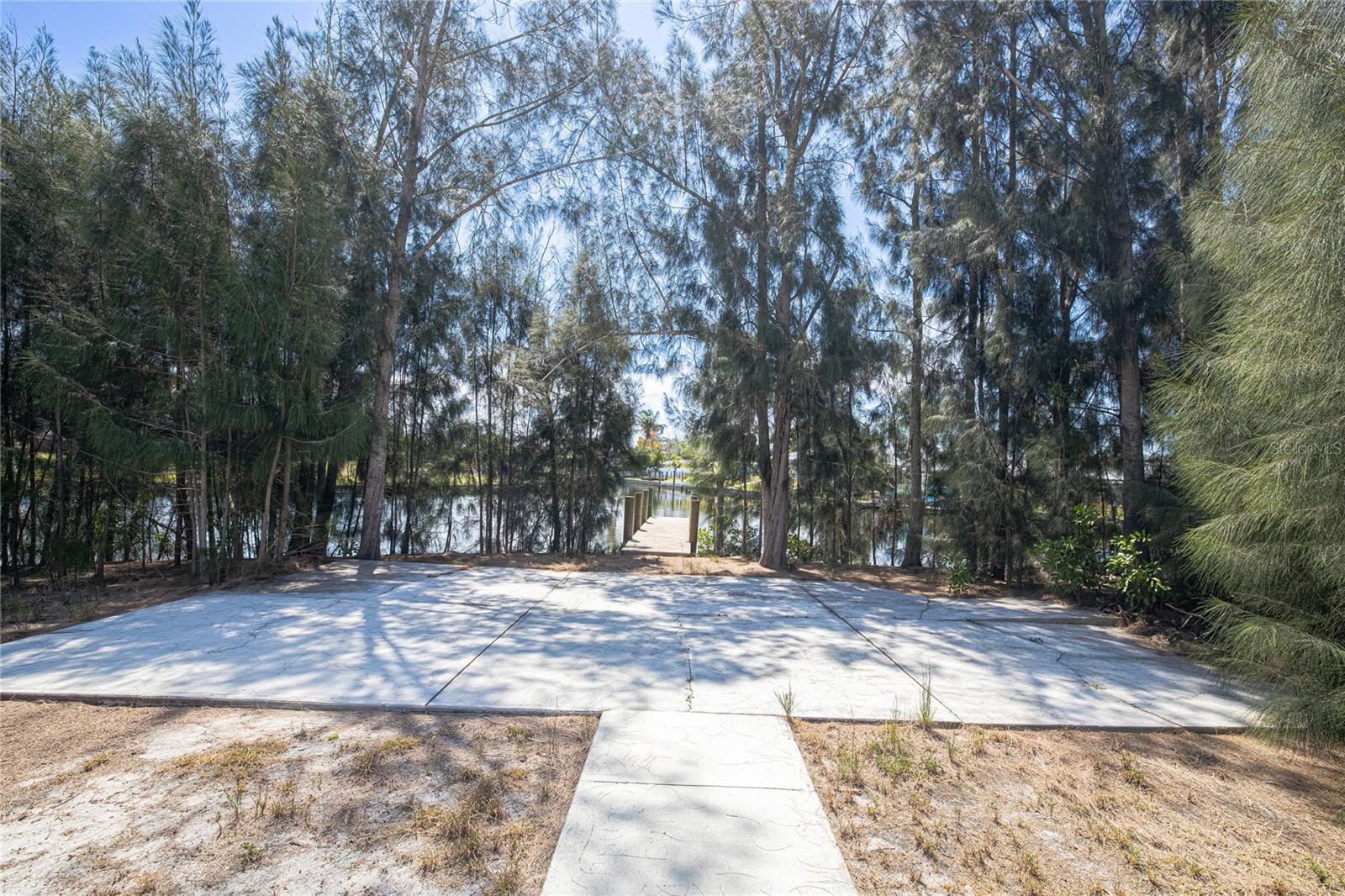 891 PALMETTO DR NE, PORT CHARLOTTE, FL, 33952