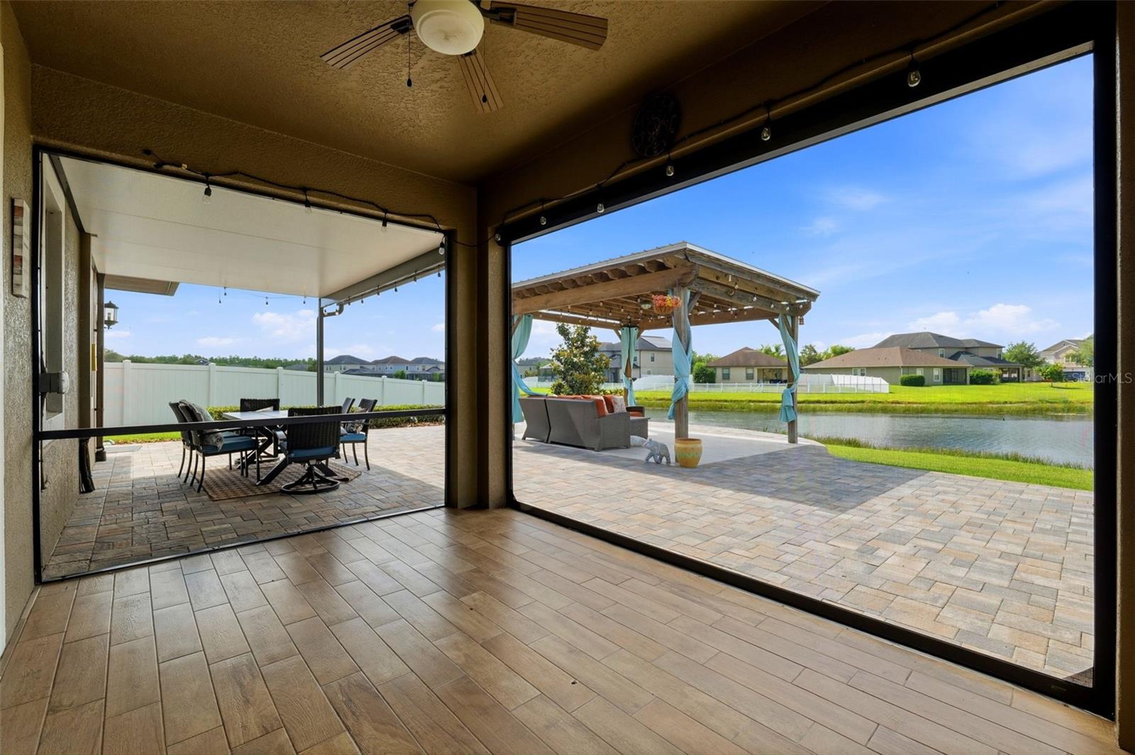 19419 PADDOCK VIEW DR, TAMPA, FL, 33647