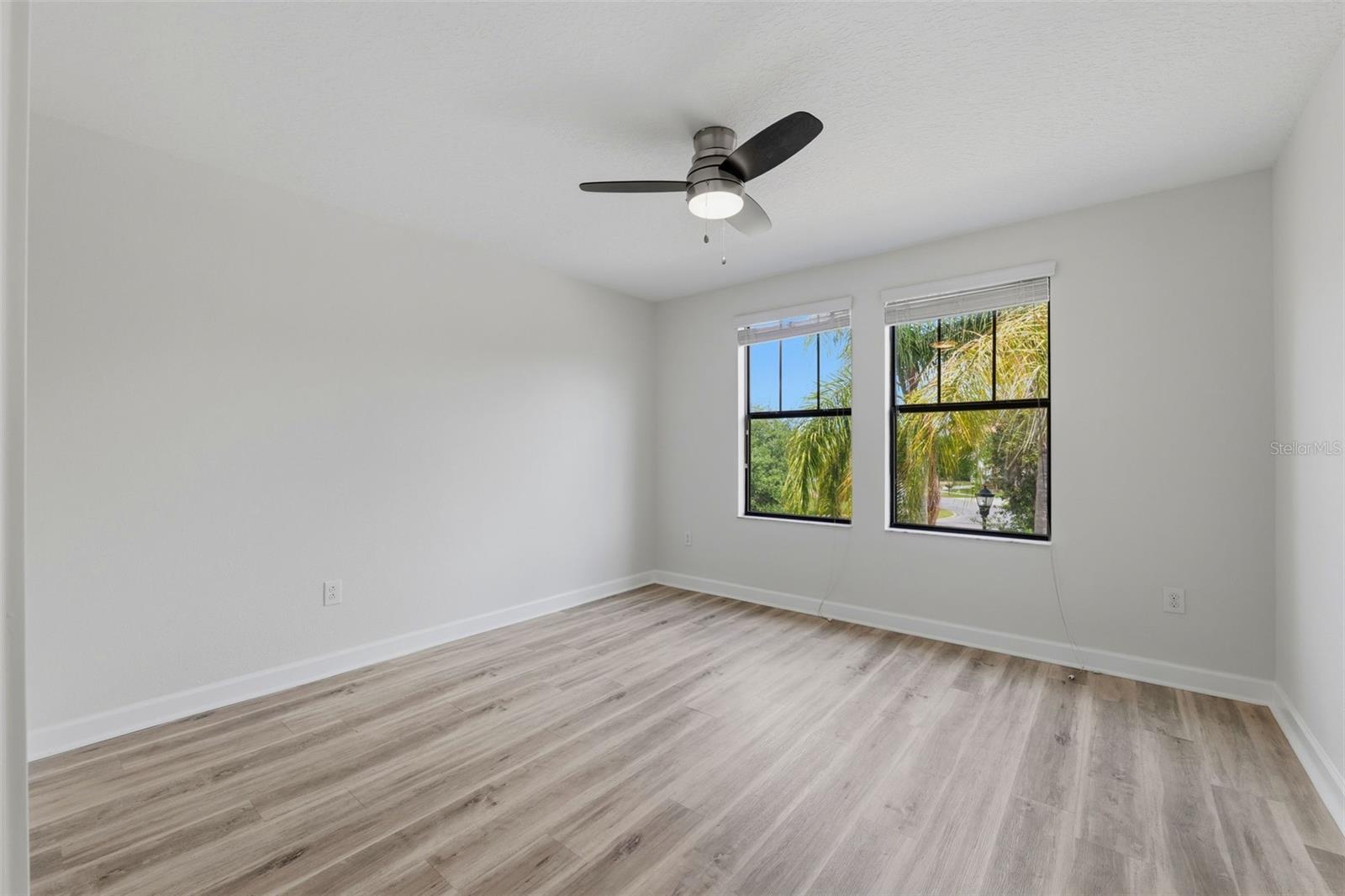 19419 PADDOCK VIEW DR, TAMPA, FL, 33647