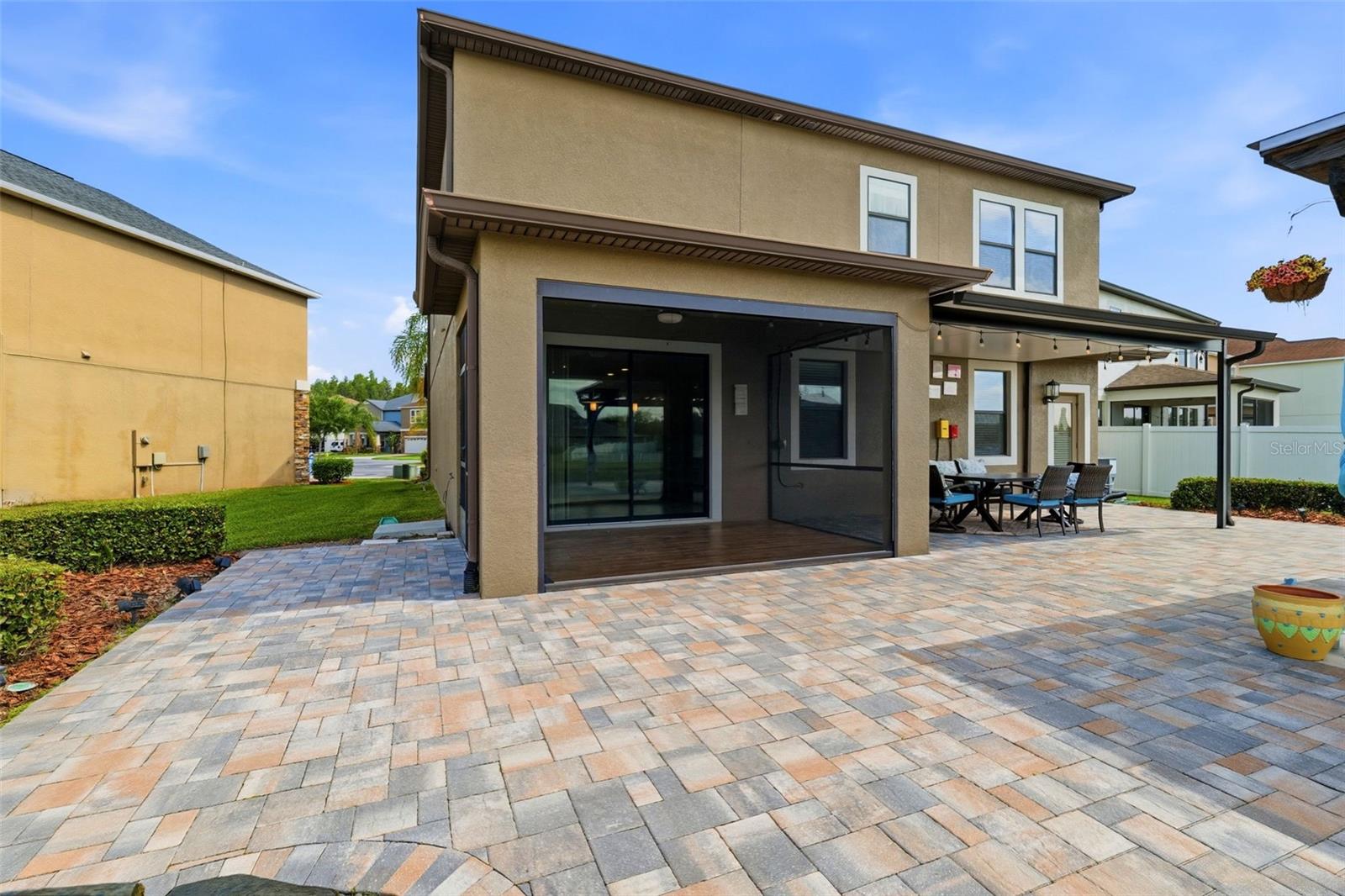 19419 PADDOCK VIEW DR, TAMPA, FL, 33647