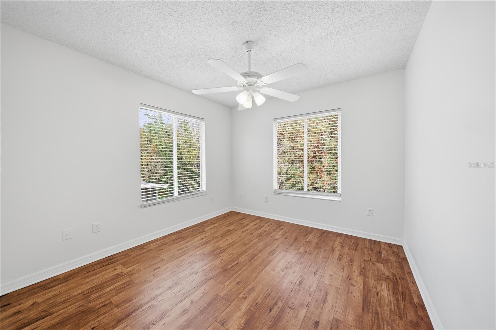 18117 PARADISE POINT DR, TAMPA, FL, 33647