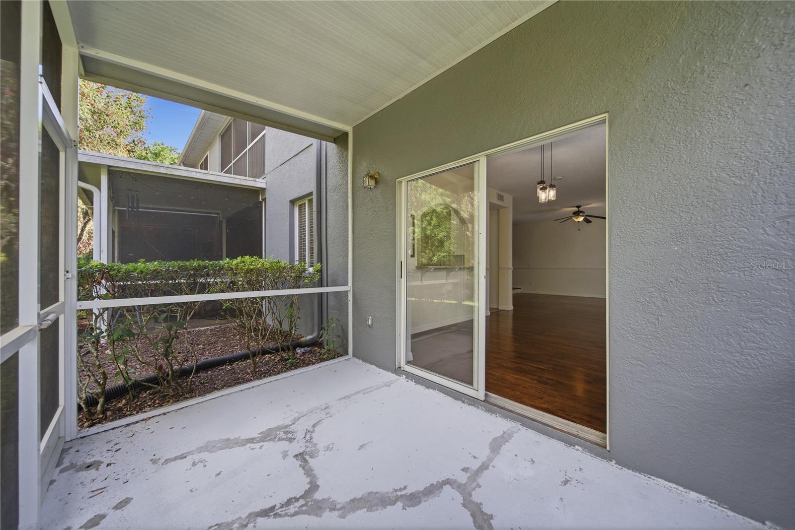 18117 PARADISE POINT DR, TAMPA, FL, 33647