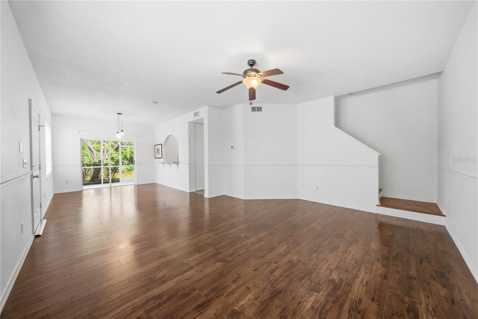 18117 PARADISE POINT DR, TAMPA, FL, 33647