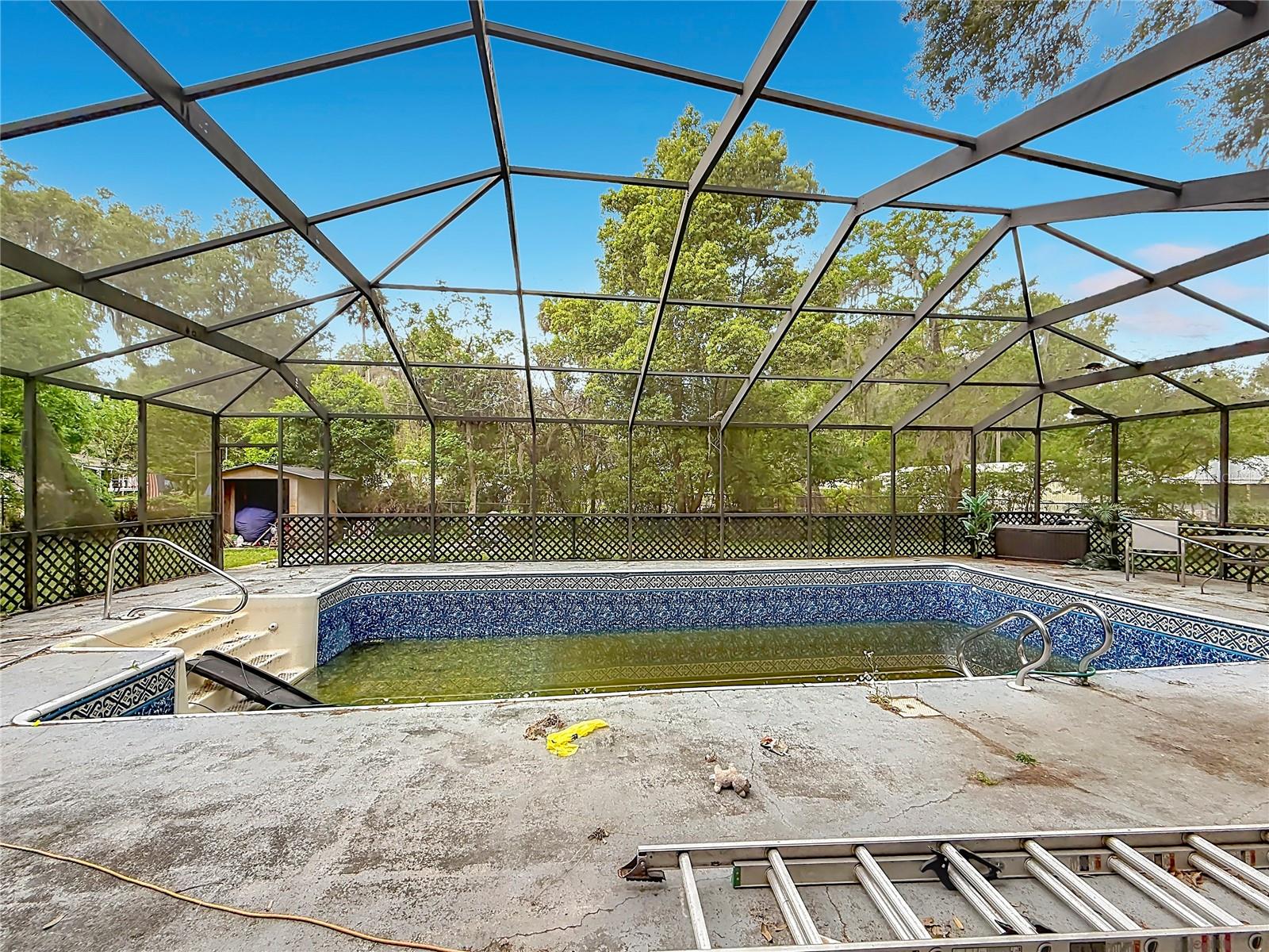 2548 CR 422, LAKE PANASOFFKEE, FL, 33538