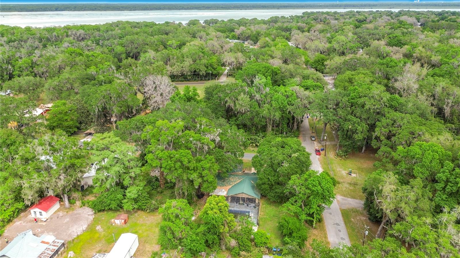 2548 CR 422, LAKE PANASOFFKEE, FL, 33538