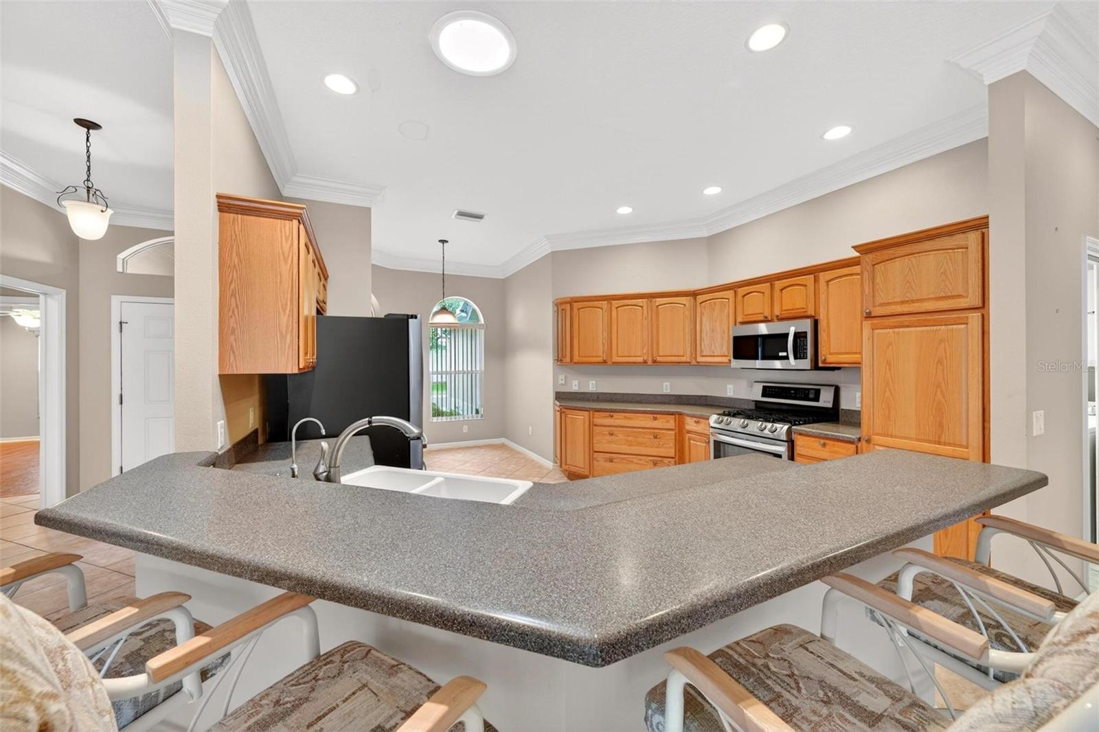 2612 MORVEN PARK WAY, THE VILLAGES, FL, 32162