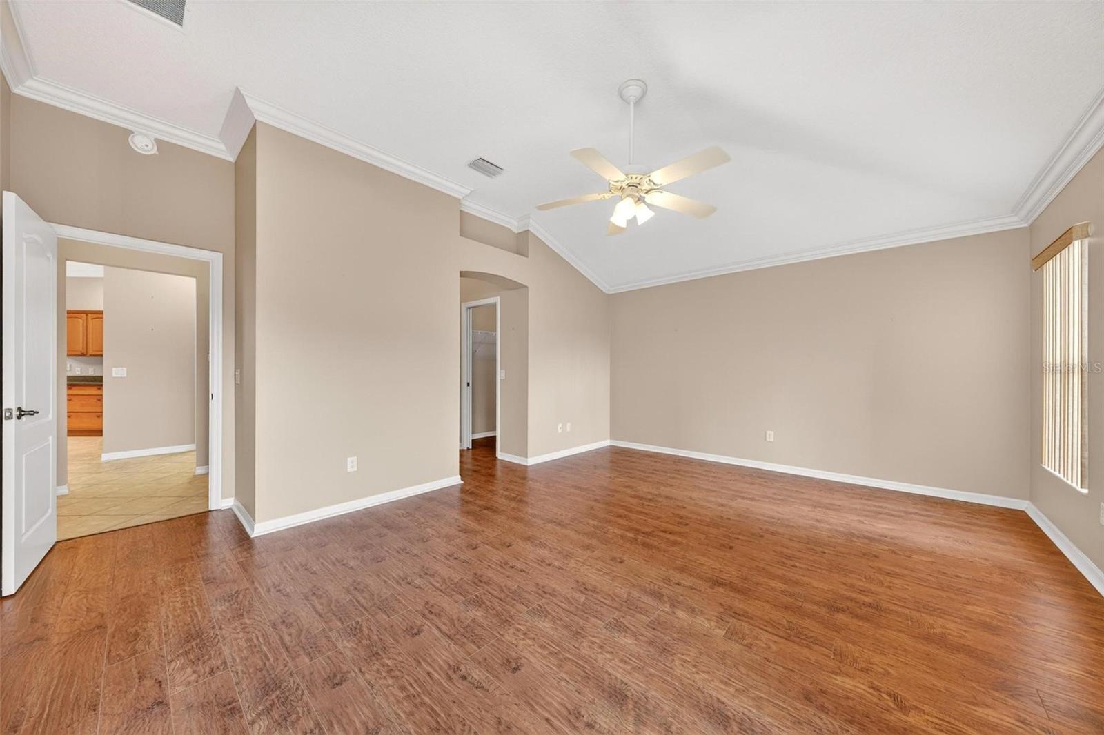 2612 MORVEN PARK WAY, THE VILLAGES, FL, 32162