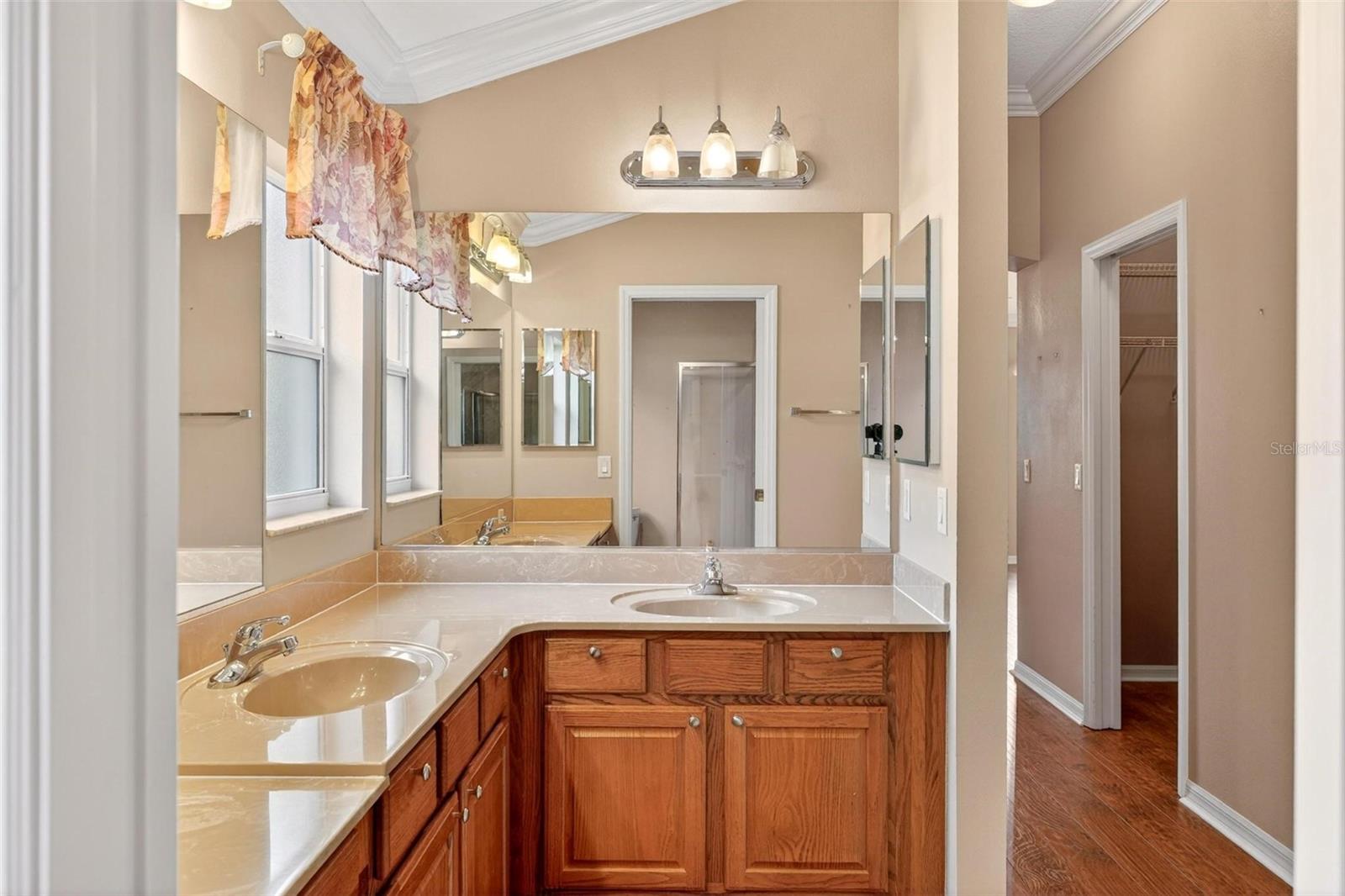 2612 MORVEN PARK WAY, THE VILLAGES, FL, 32162