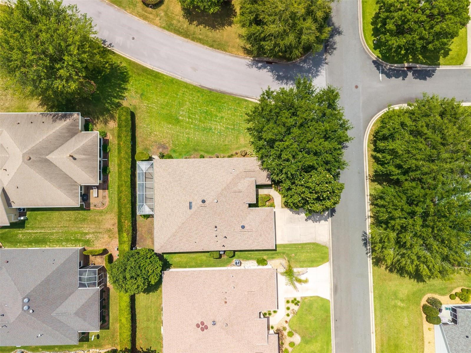 2612 MORVEN PARK WAY, THE VILLAGES, FL, 32162