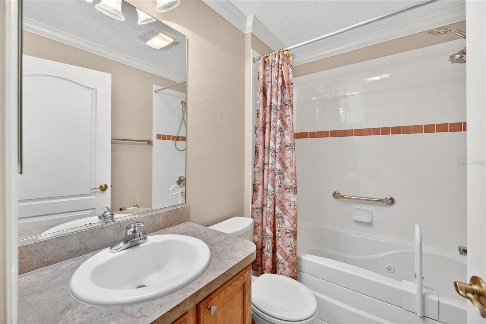 2612 MORVEN PARK WAY, THE VILLAGES, FL, 32162