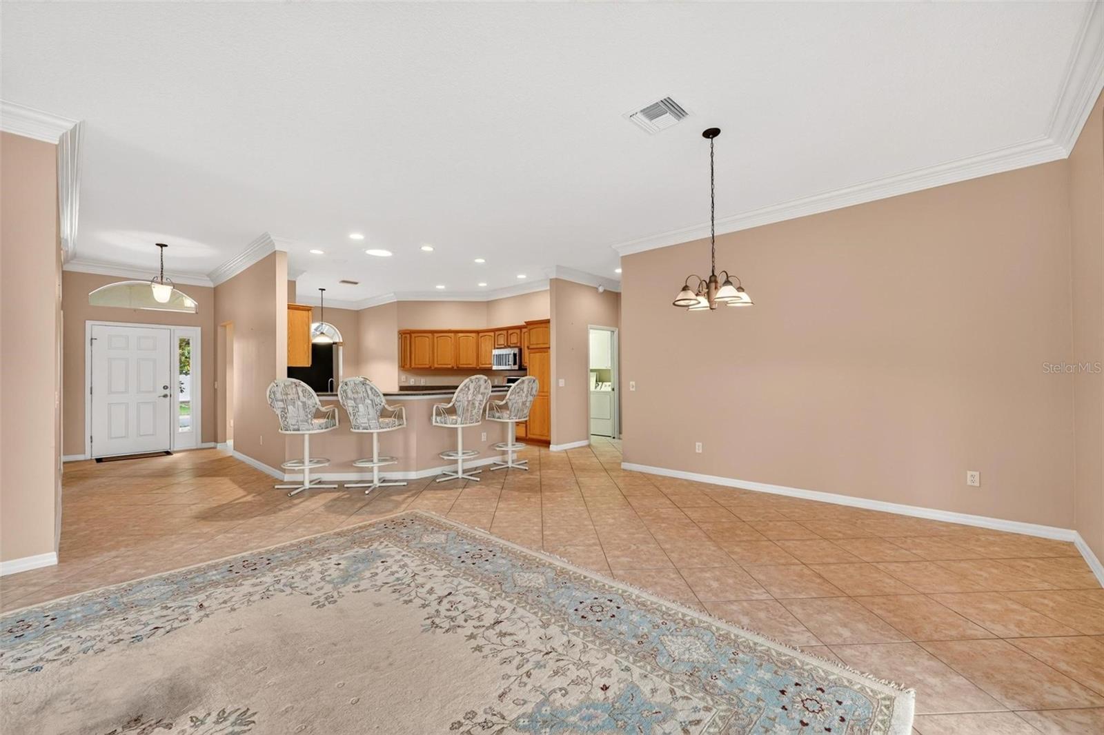 2612 MORVEN PARK WAY, THE VILLAGES, FL, 32162