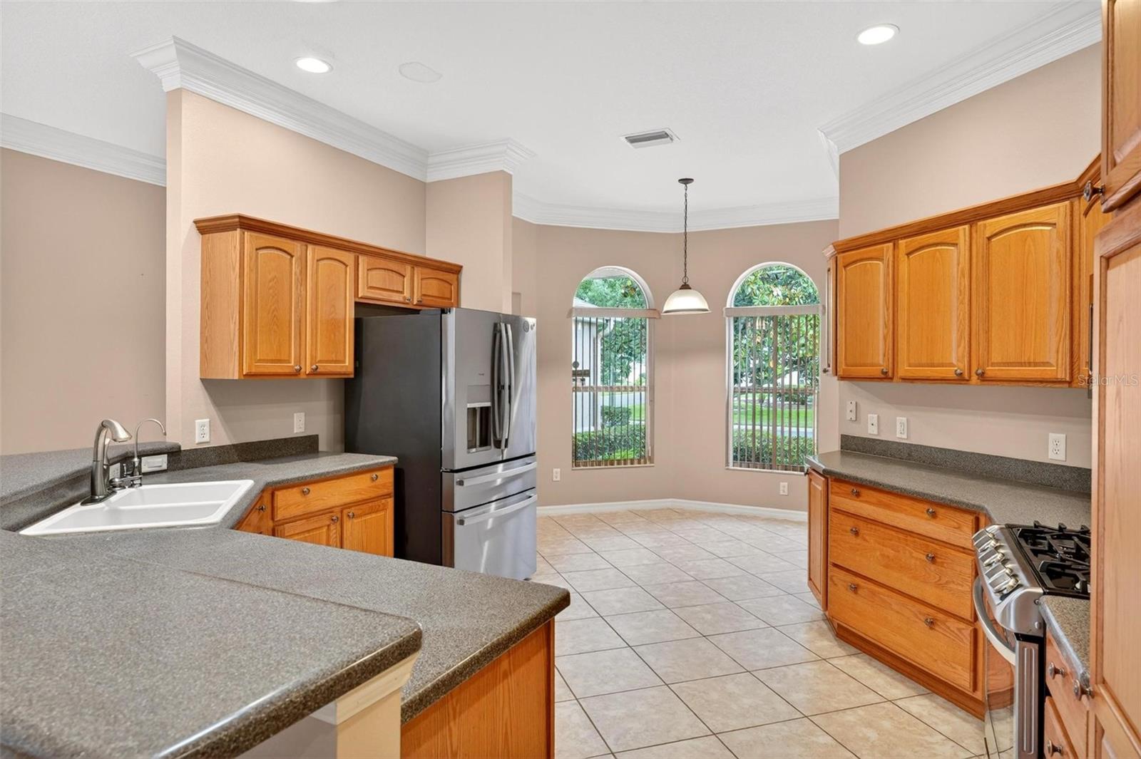 2612 MORVEN PARK WAY, THE VILLAGES, FL, 32162