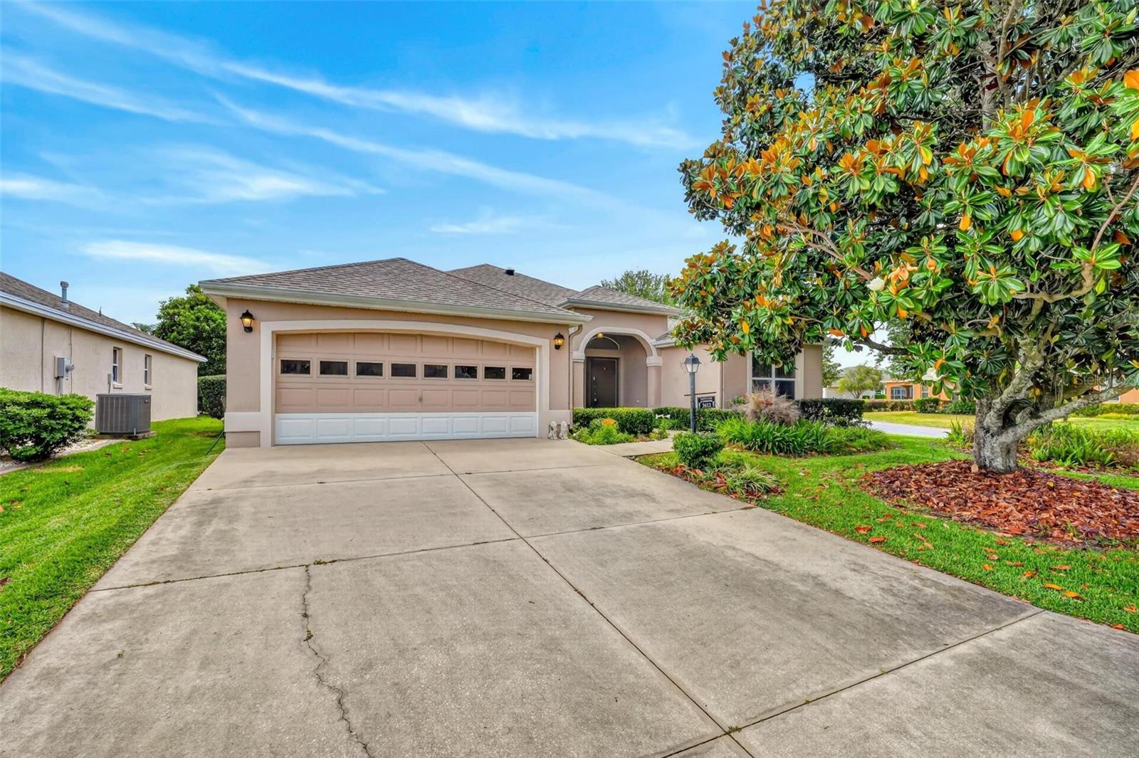 2612 MORVEN PARK WAY, THE VILLAGES, FL, 32162