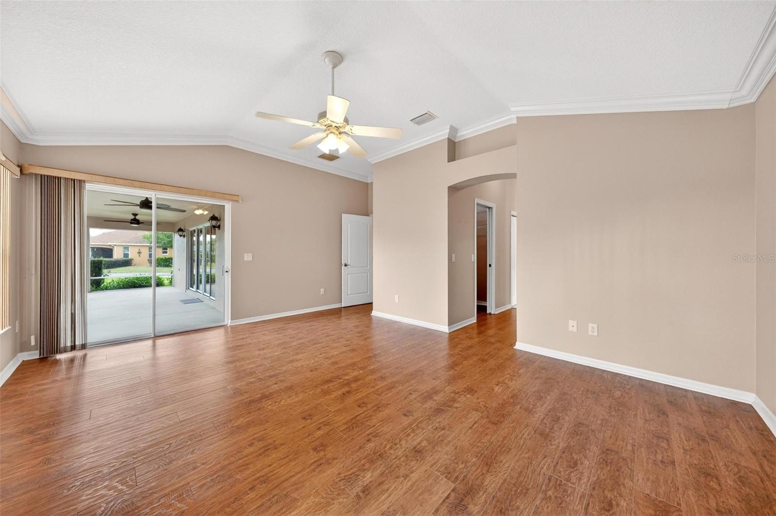 2612 MORVEN PARK WAY, THE VILLAGES, FL, 32162