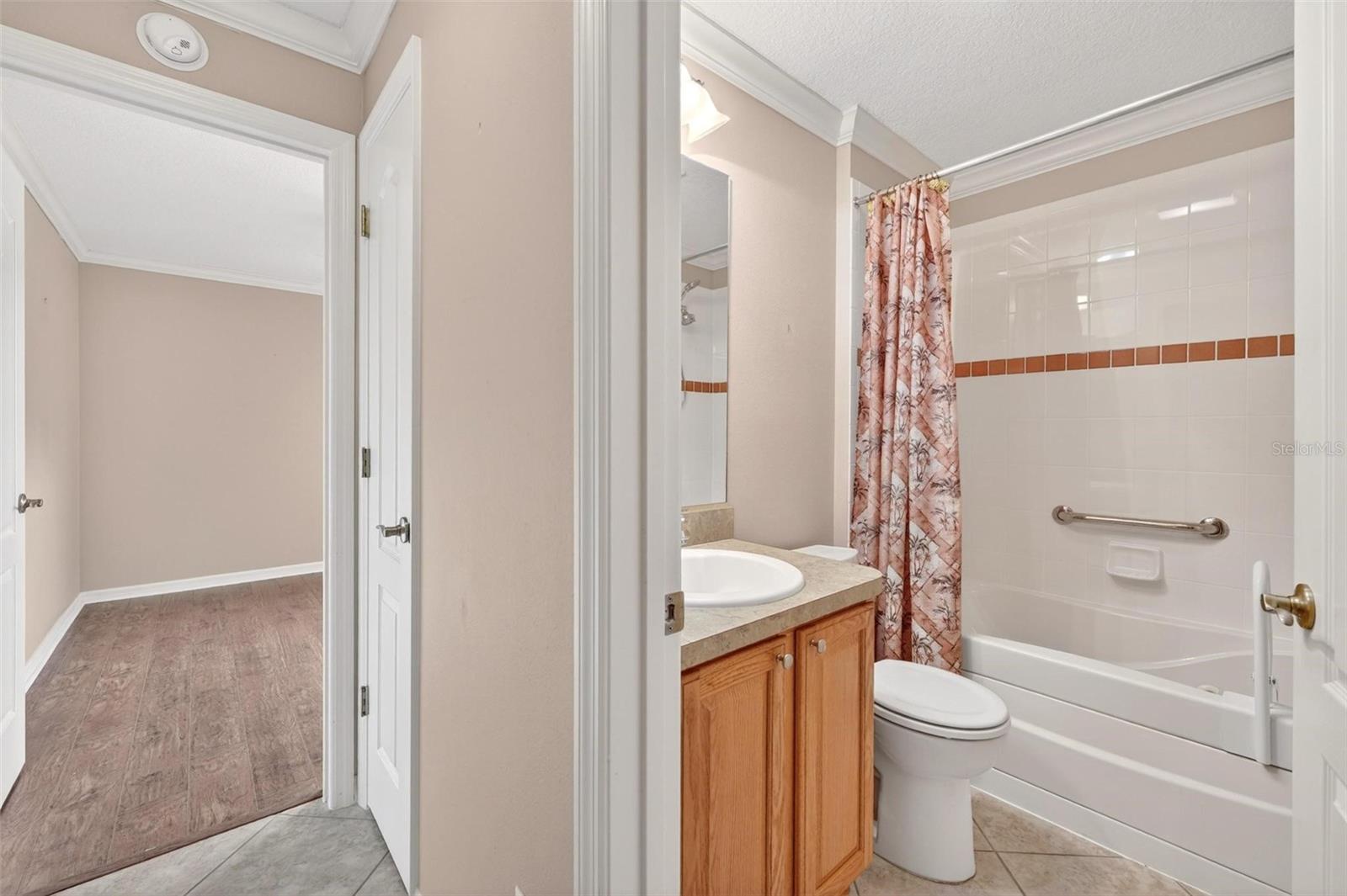 2612 MORVEN PARK WAY, THE VILLAGES, FL, 32162