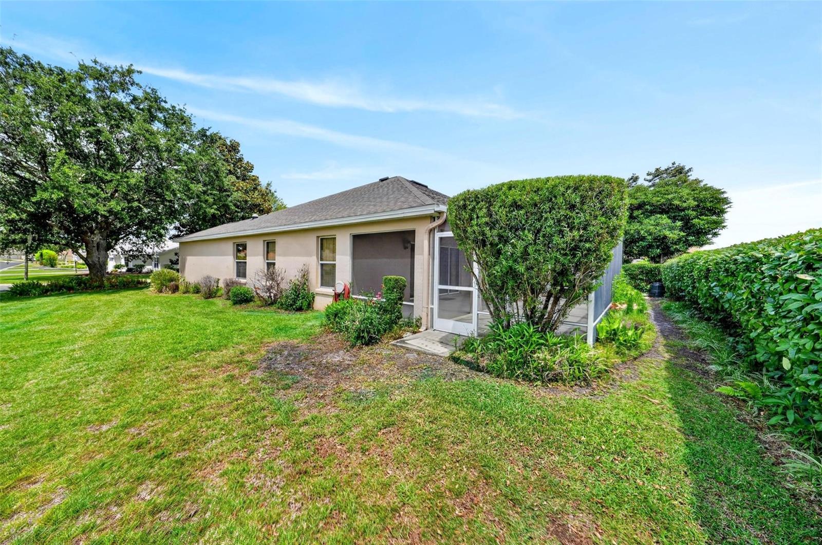 2612 MORVEN PARK WAY, THE VILLAGES, FL, 32162