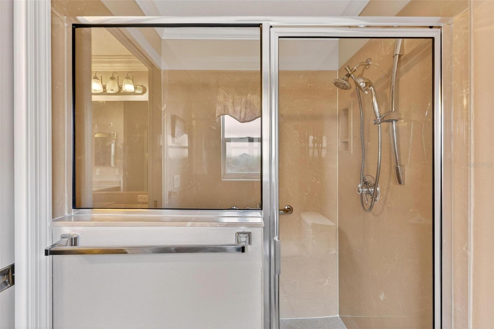 2612 MORVEN PARK WAY, THE VILLAGES, FL, 32162