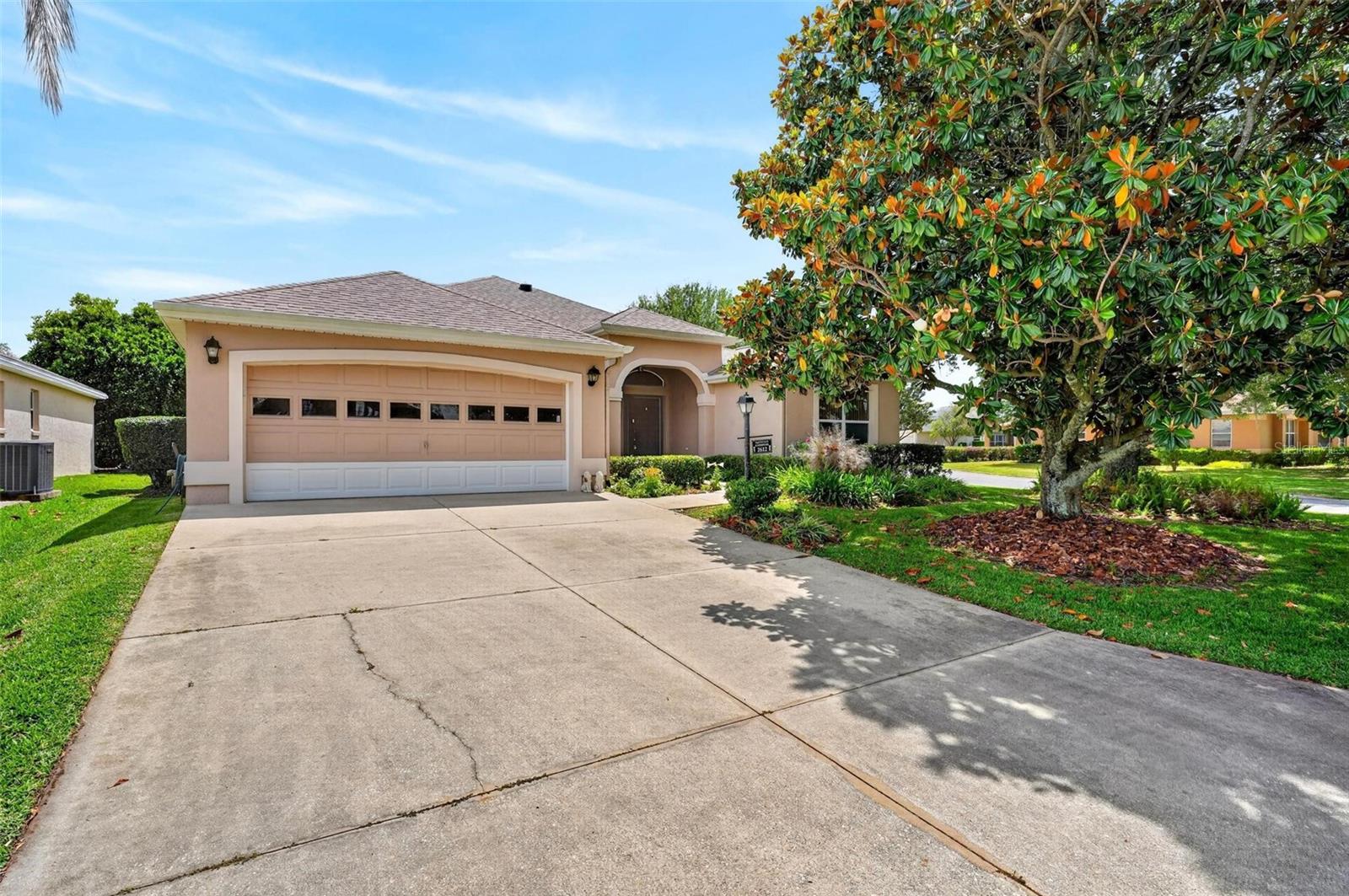 2612 MORVEN PARK WAY, THE VILLAGES, FL, 32162