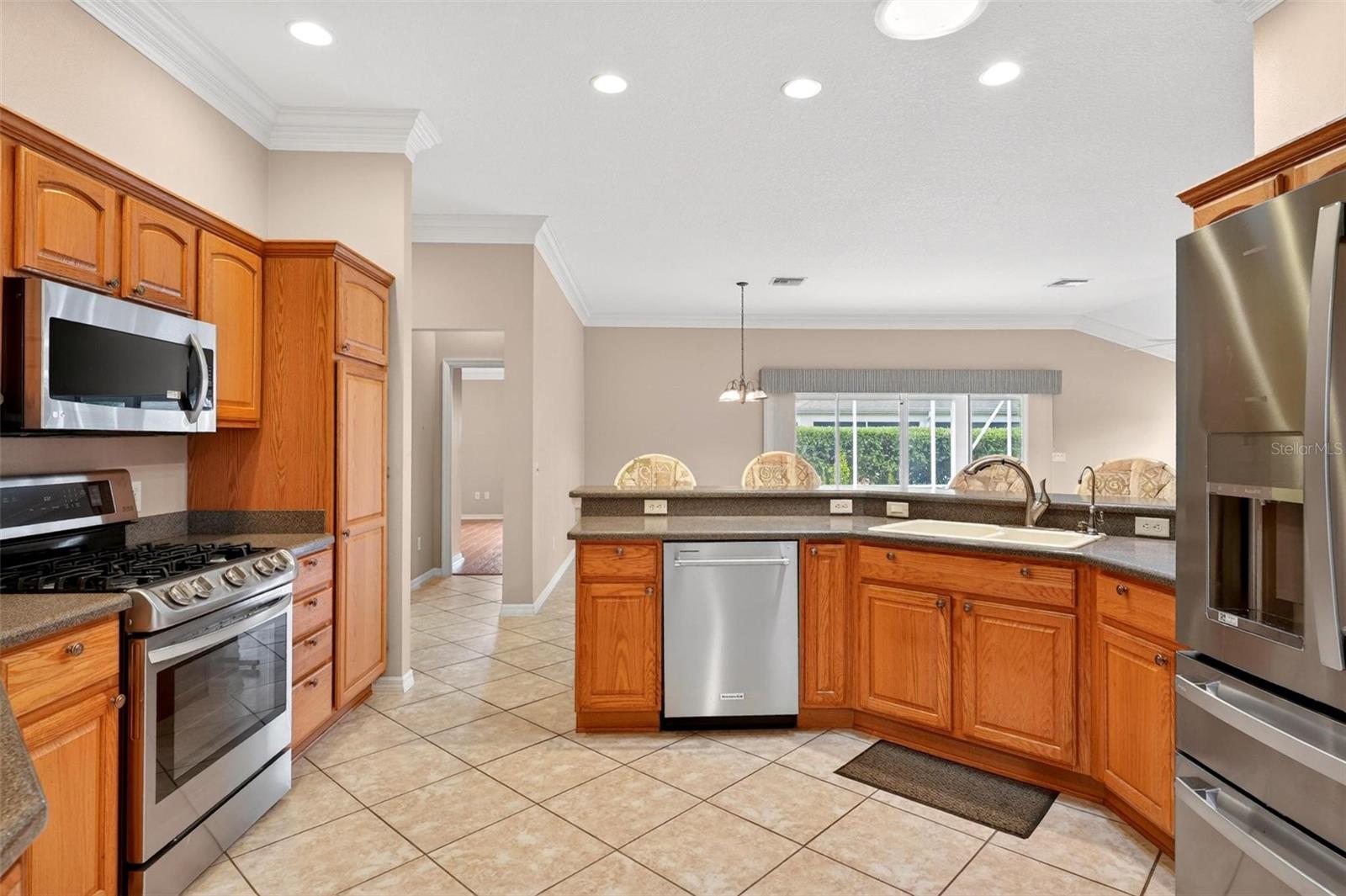 2612 MORVEN PARK WAY, THE VILLAGES, FL, 32162