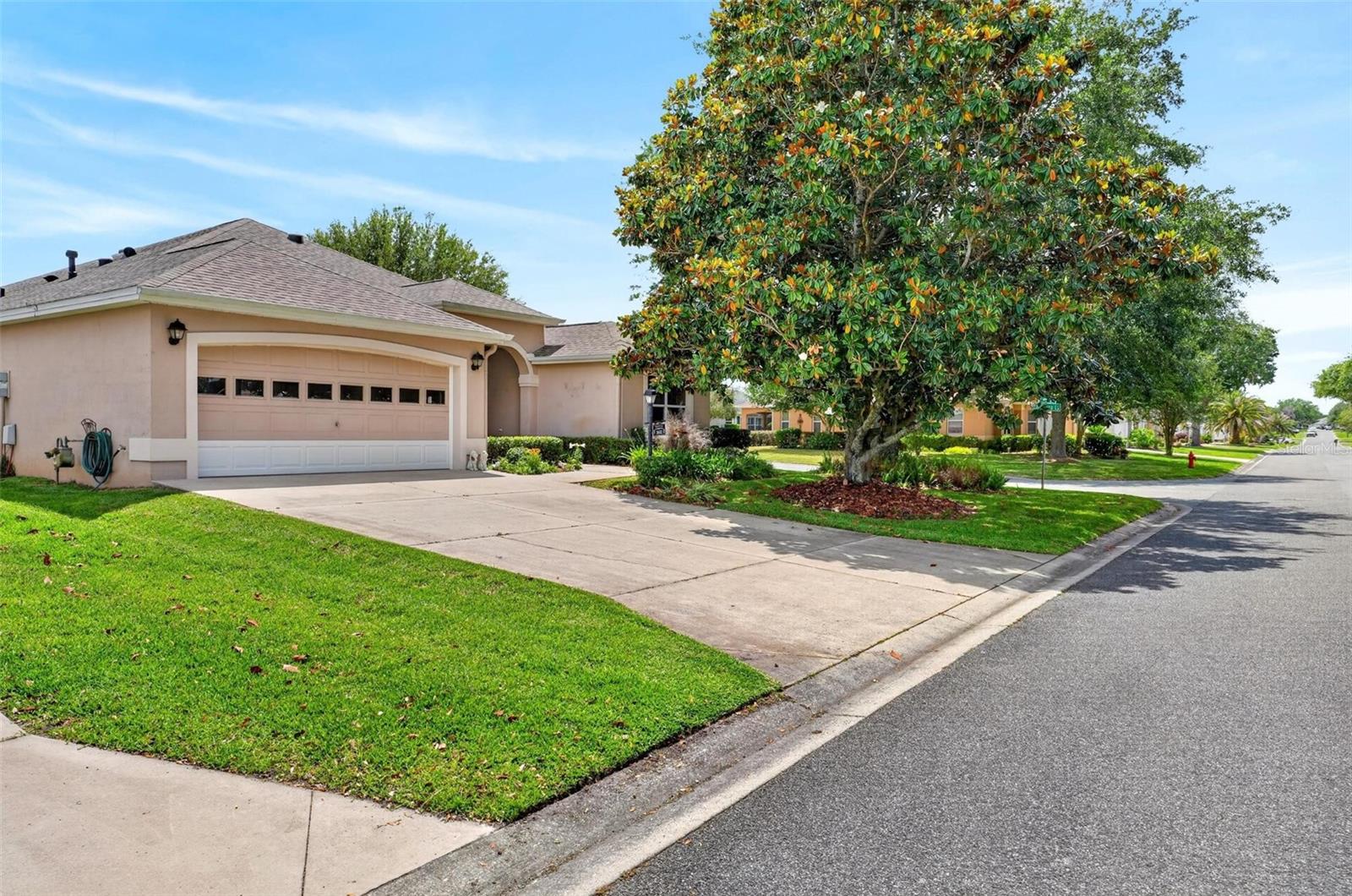 2612 MORVEN PARK WAY, THE VILLAGES, FL, 32162