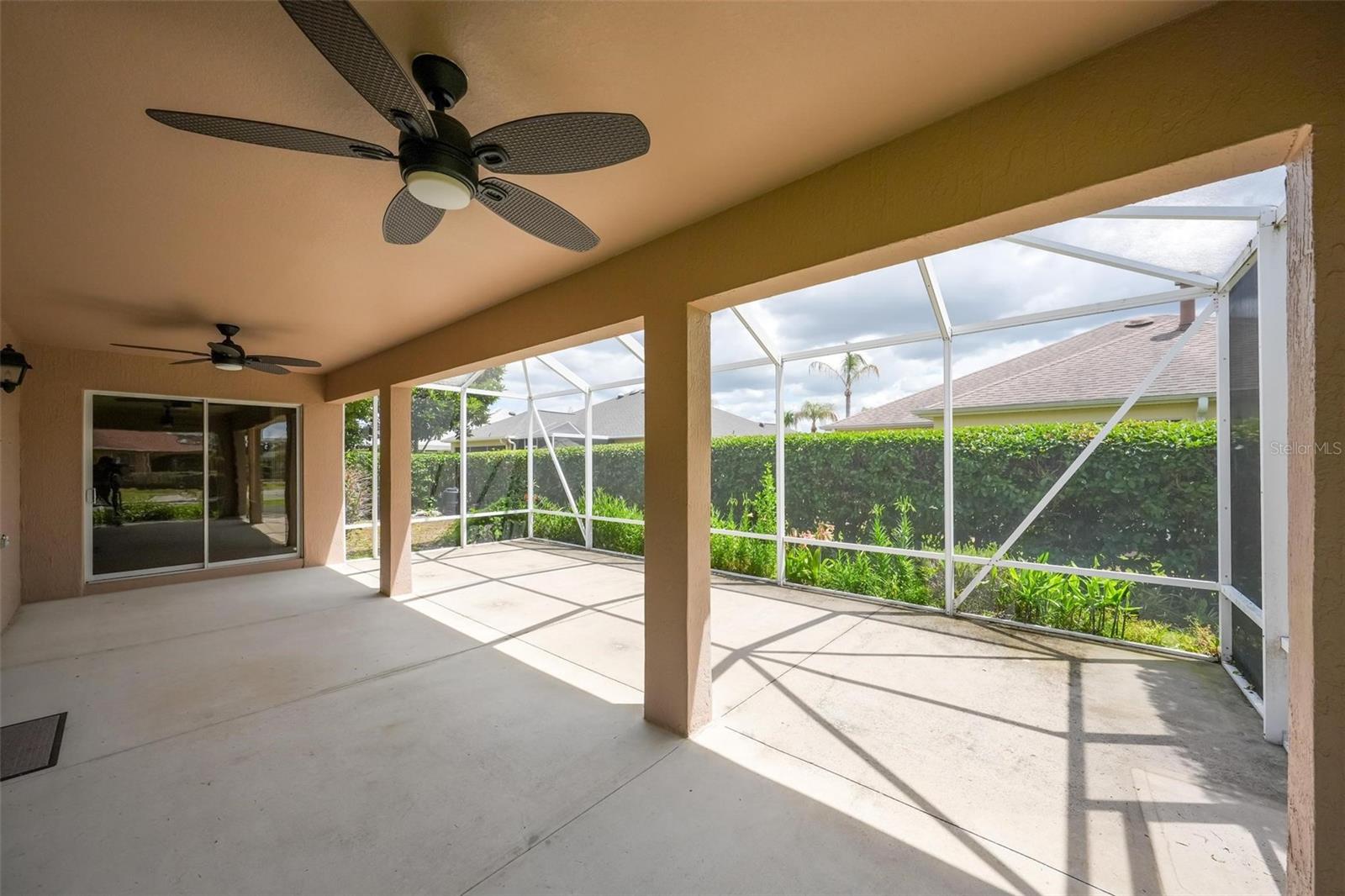2612 MORVEN PARK WAY, THE VILLAGES, FL, 32162
