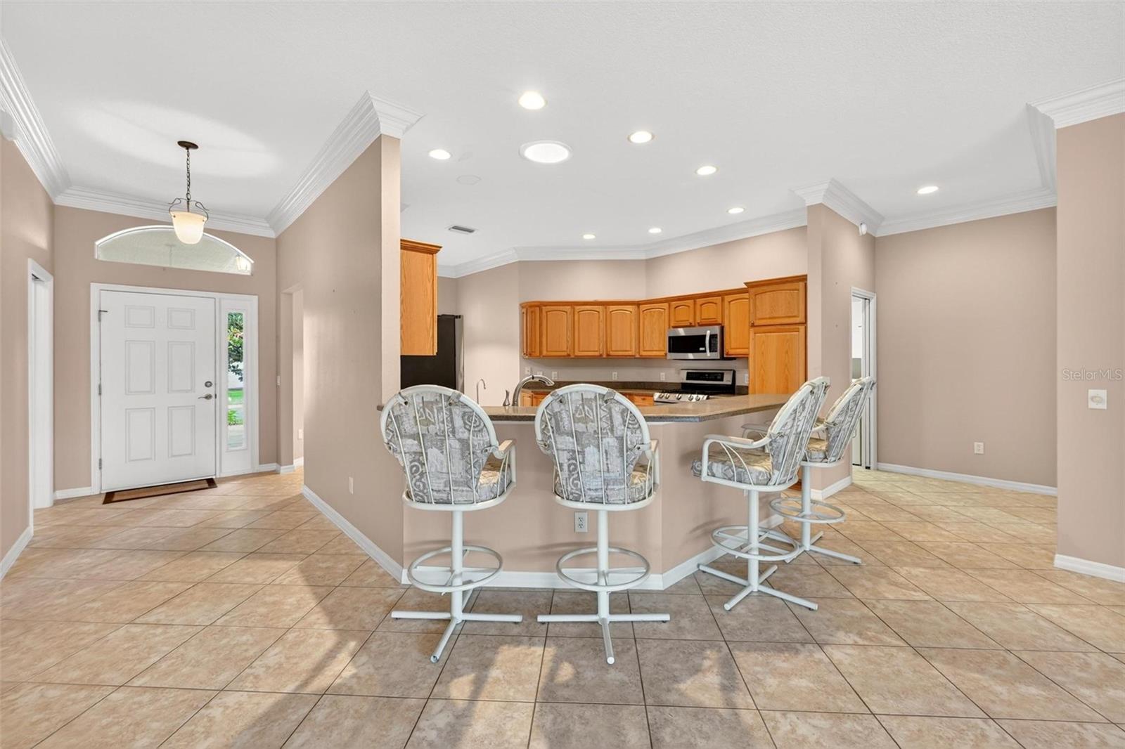 2612 MORVEN PARK WAY, THE VILLAGES, FL, 32162