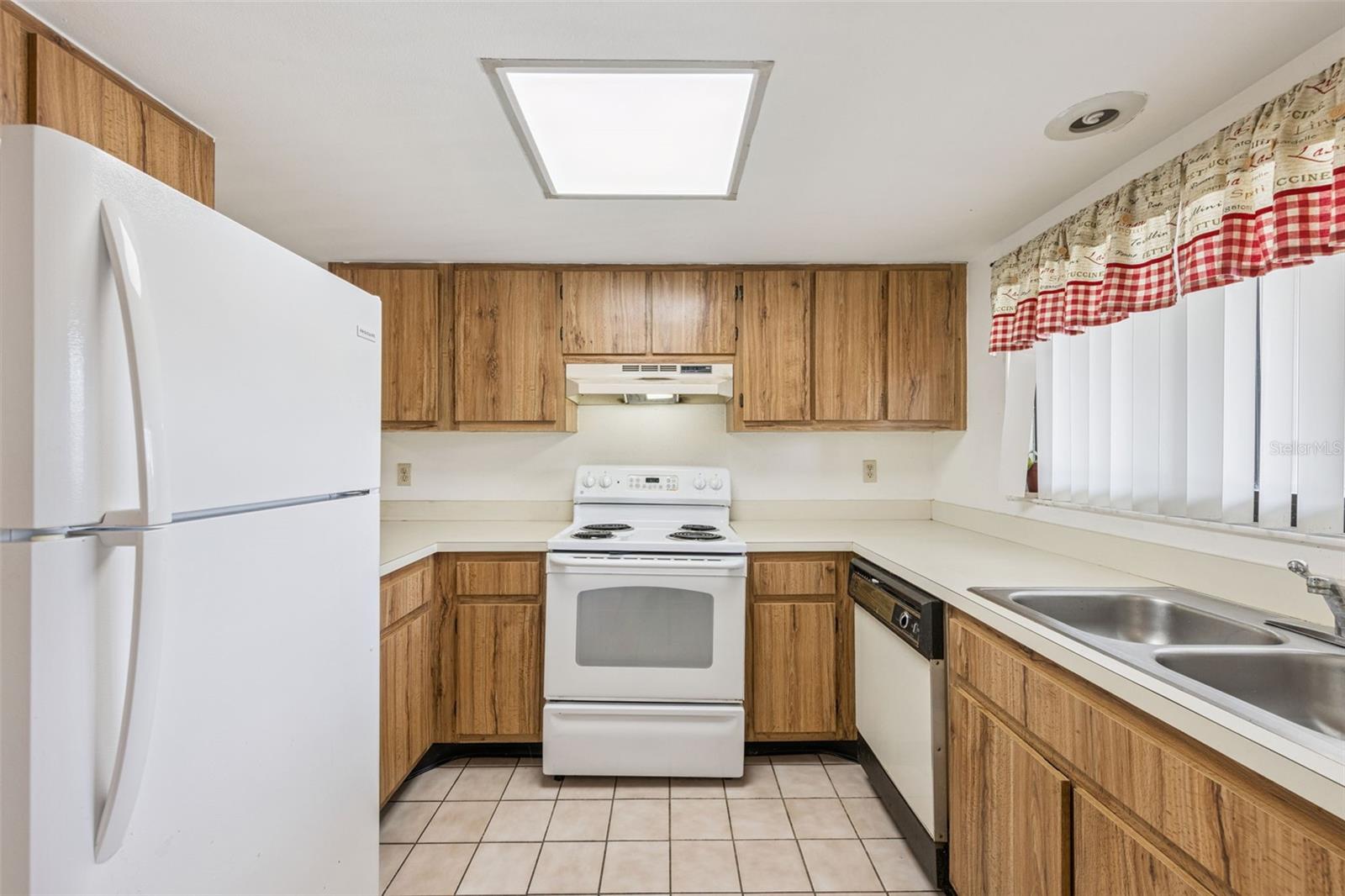 1054 LOTUS COVE CT #635, ALTAMONTE SPRINGS, FL, 32714