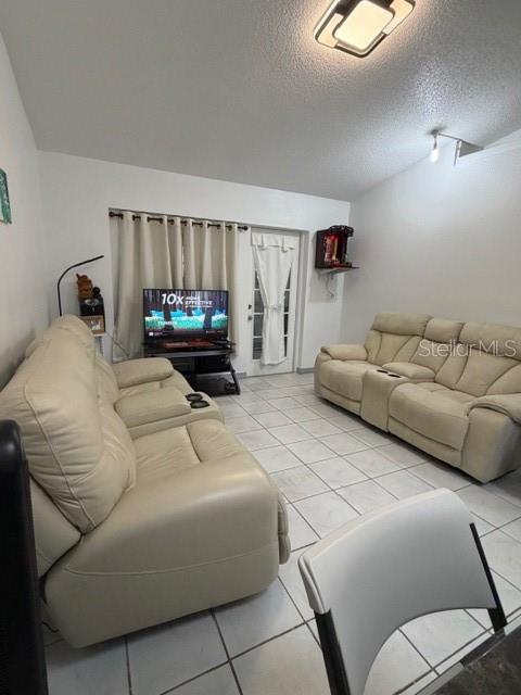 9943 BURL WAY, ORLANDO, FL, 32817