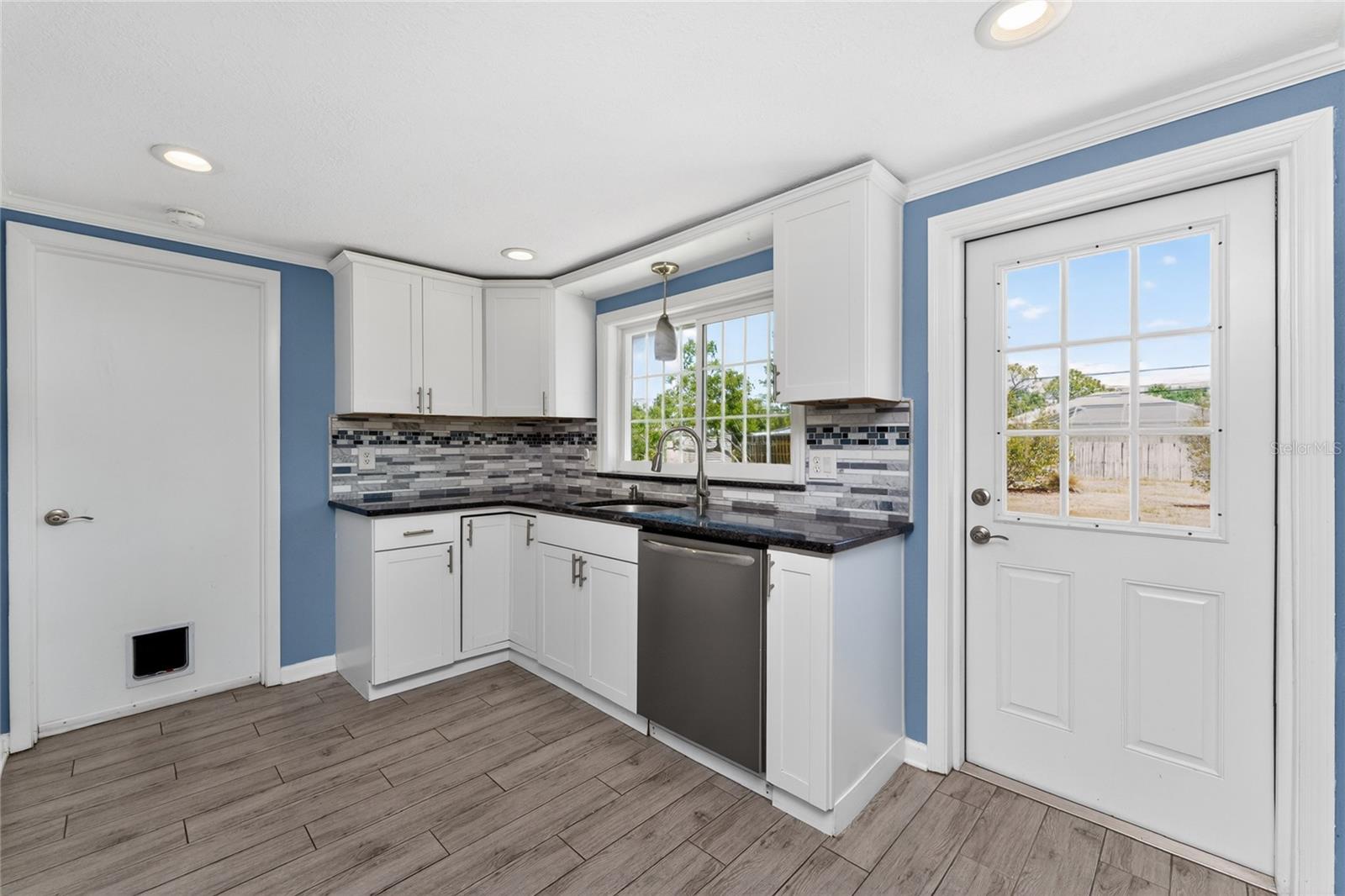 650 LEACH ST, ENGLEWOOD, FL, 34223