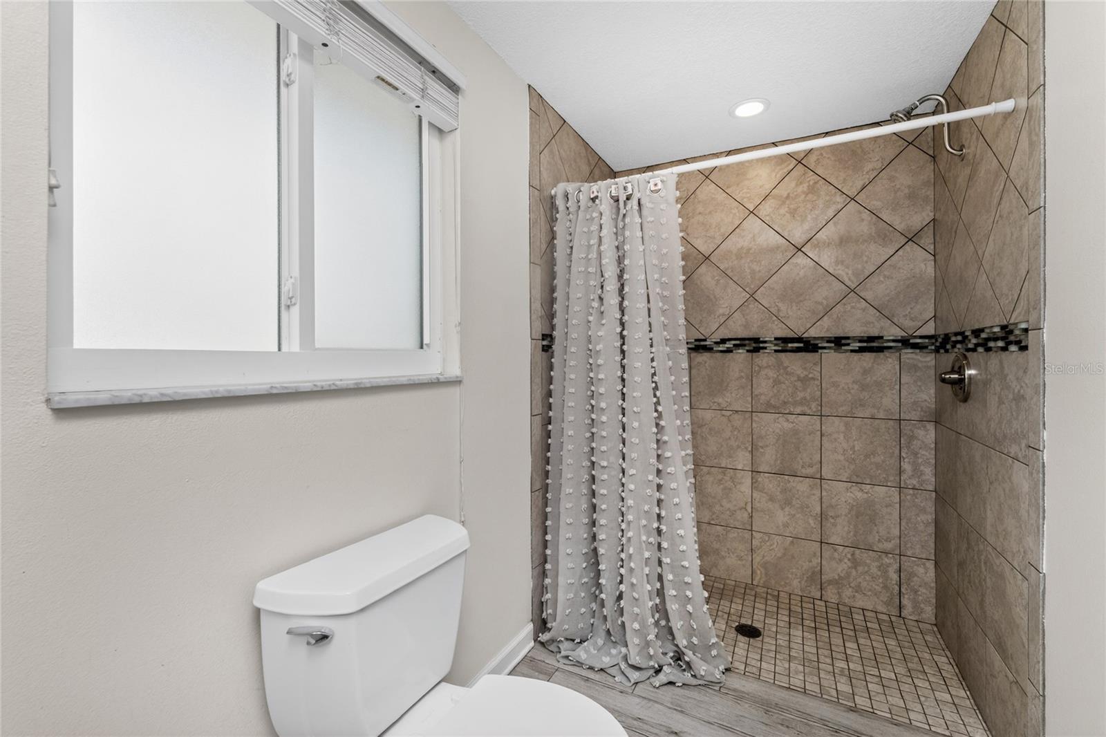 650 LEACH ST, ENGLEWOOD, FL, 34223