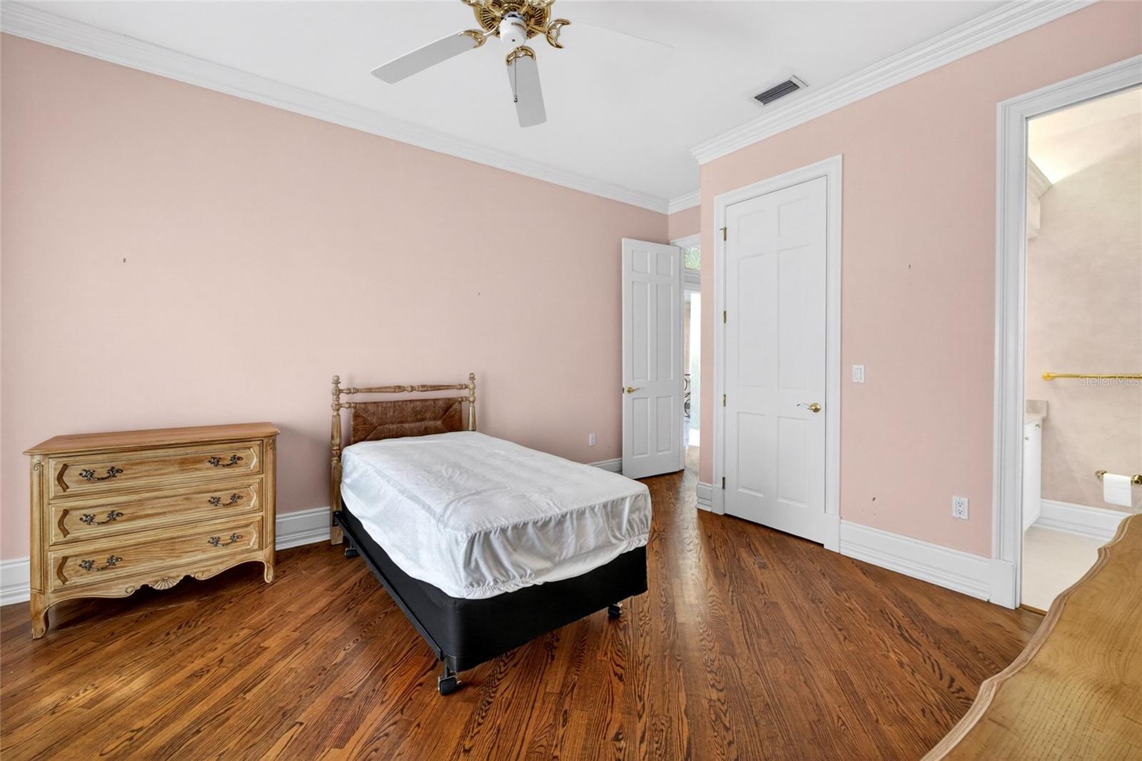 115 18TH ST, BELLEAIR BEACH, FL, 33786