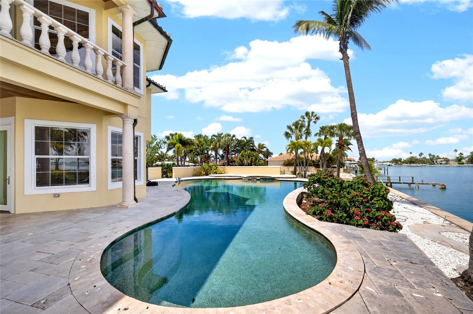 115 18TH ST, BELLEAIR BEACH, FL, 33786