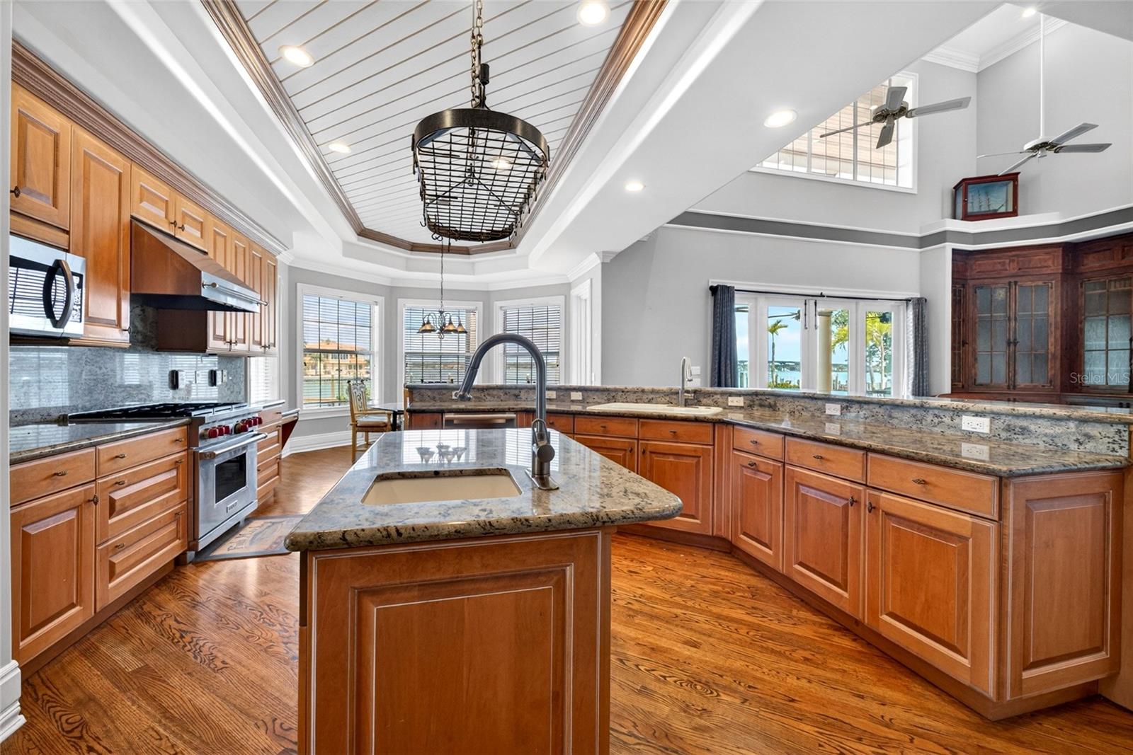 115 18TH ST, BELLEAIR BEACH, FL, 33786