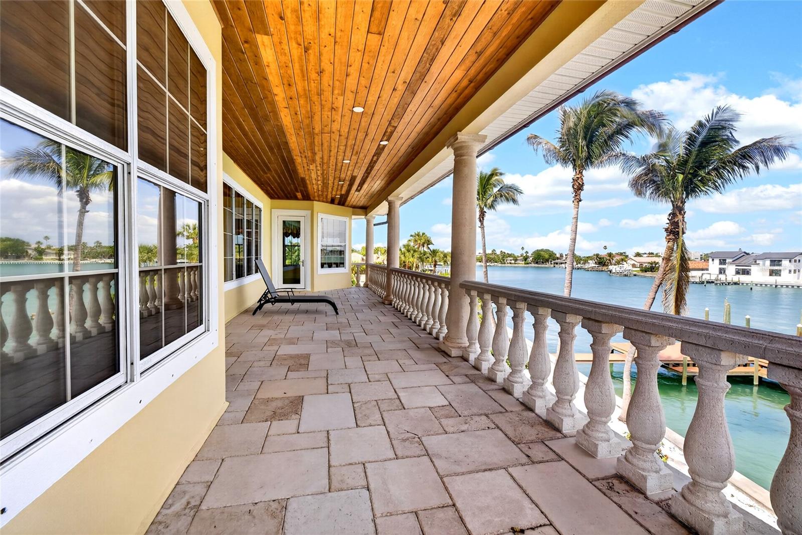 115 18TH ST, BELLEAIR BEACH, FL, 33786