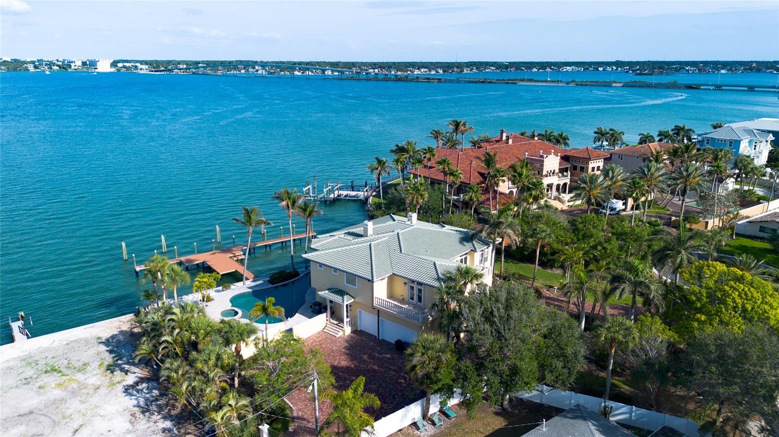 115 18TH ST, BELLEAIR BEACH, FL, 33786