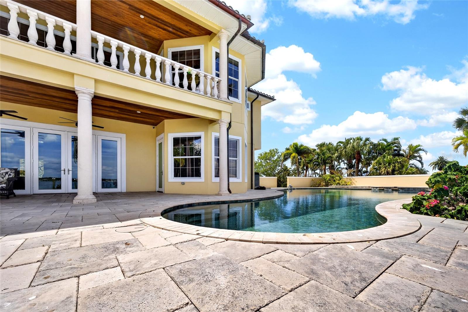 115 18TH ST, BELLEAIR BEACH, FL, 33786