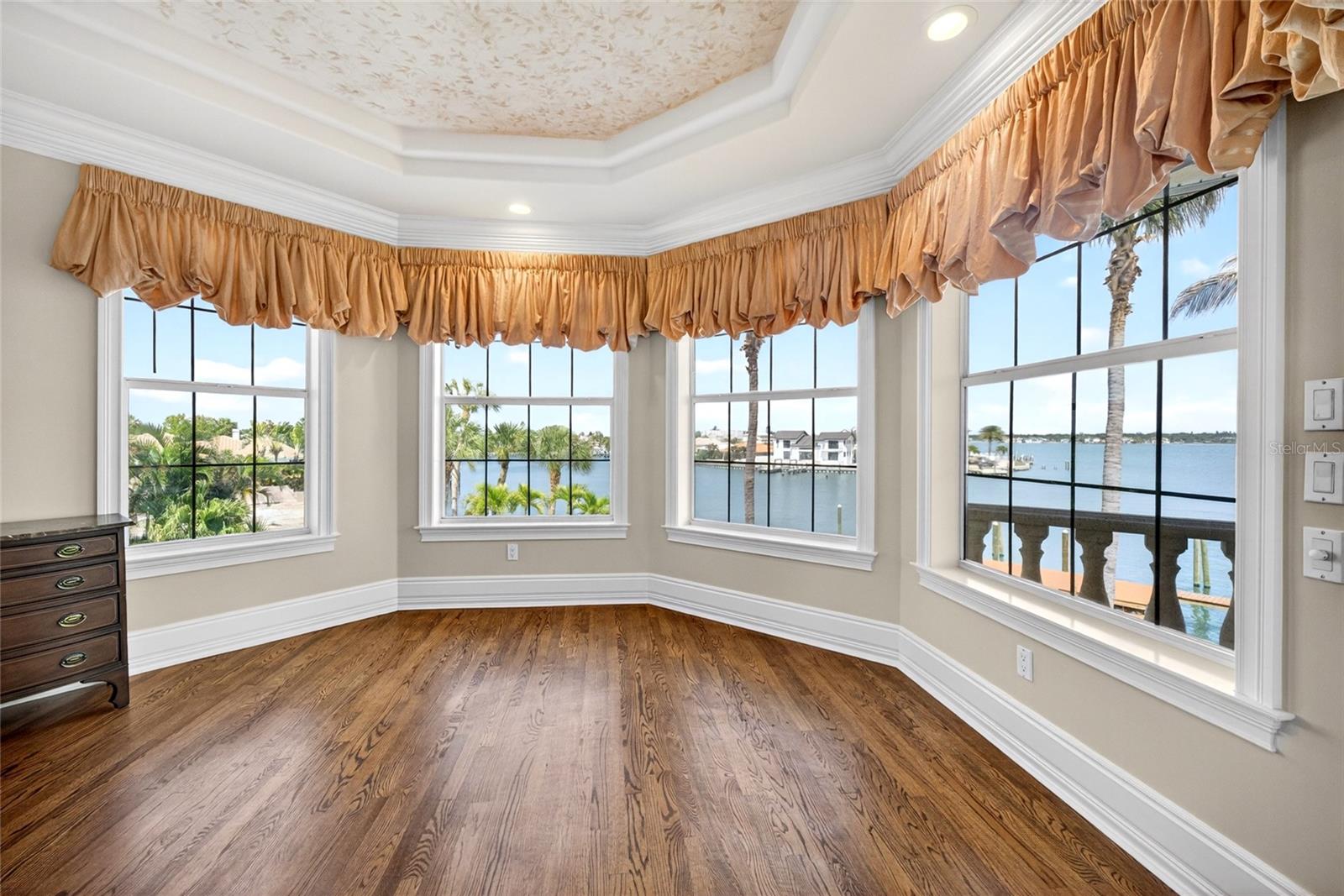 115 18TH ST, BELLEAIR BEACH, FL, 33786