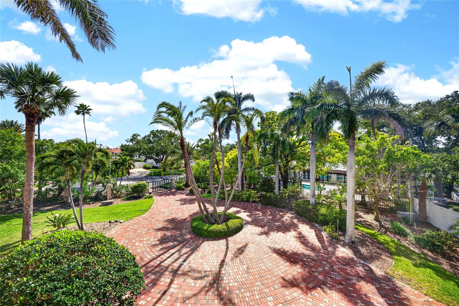 115 18TH ST, BELLEAIR BEACH, FL, 33786