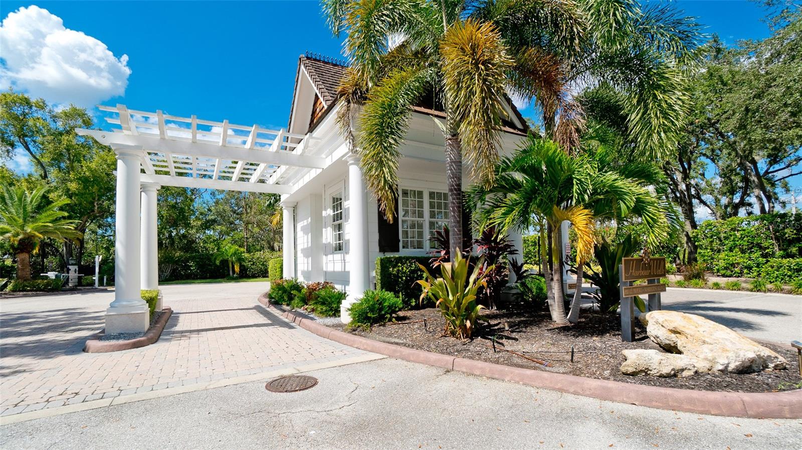 540 MAST DR, BRADENTON, FL, 34208