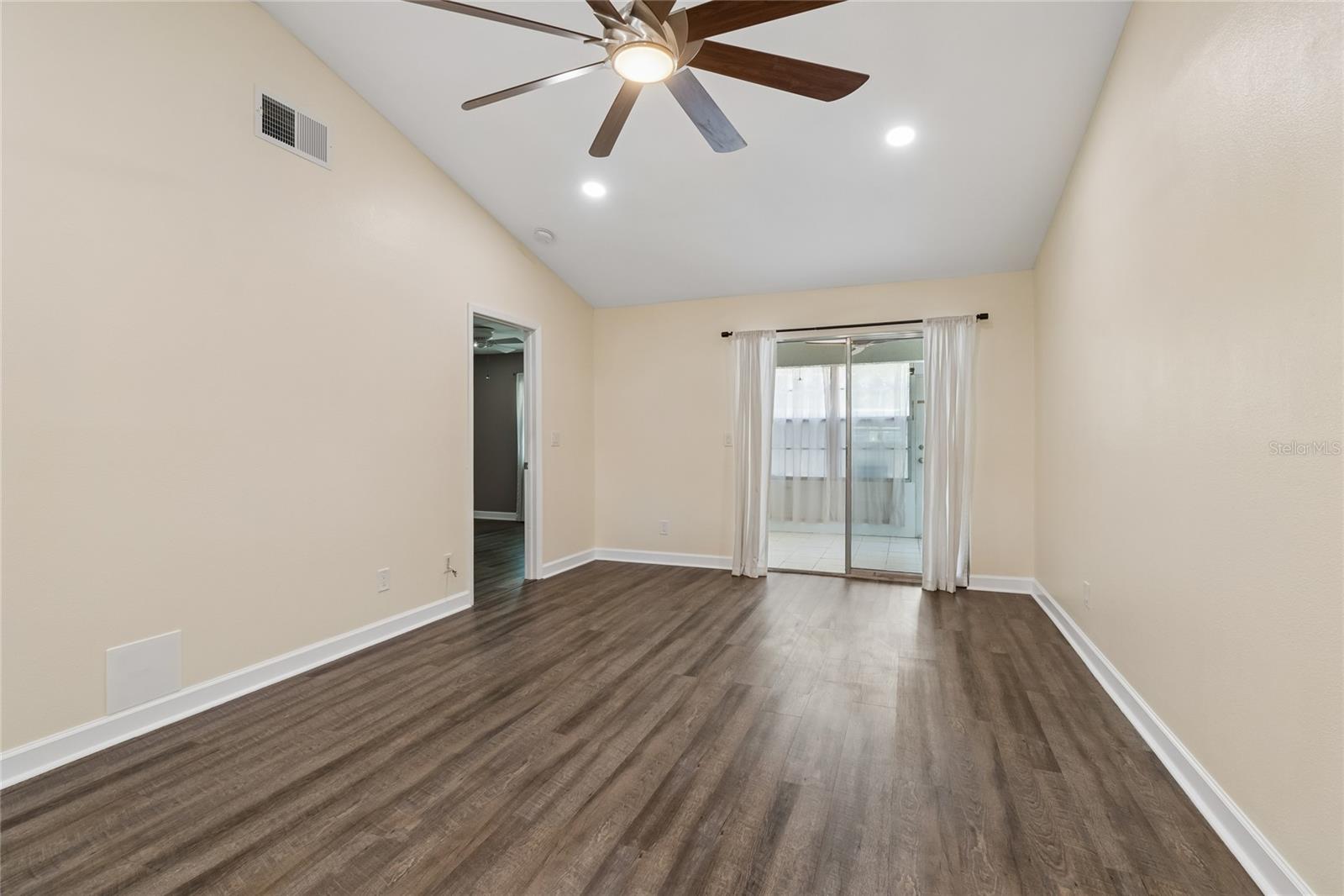 10780 43RD ST N #707, CLEARWATER, FL, 33762