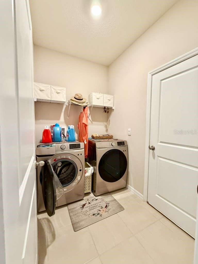 5452 FLINT HILLS DR, WIMAUMA, FL, 33598