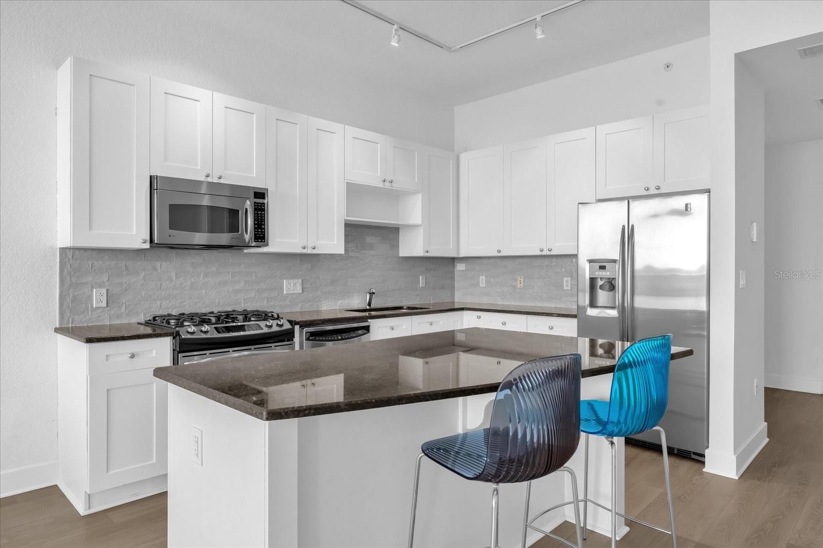 150 E ROBINSON ST #23B-7, ORLANDO, FL, 32801