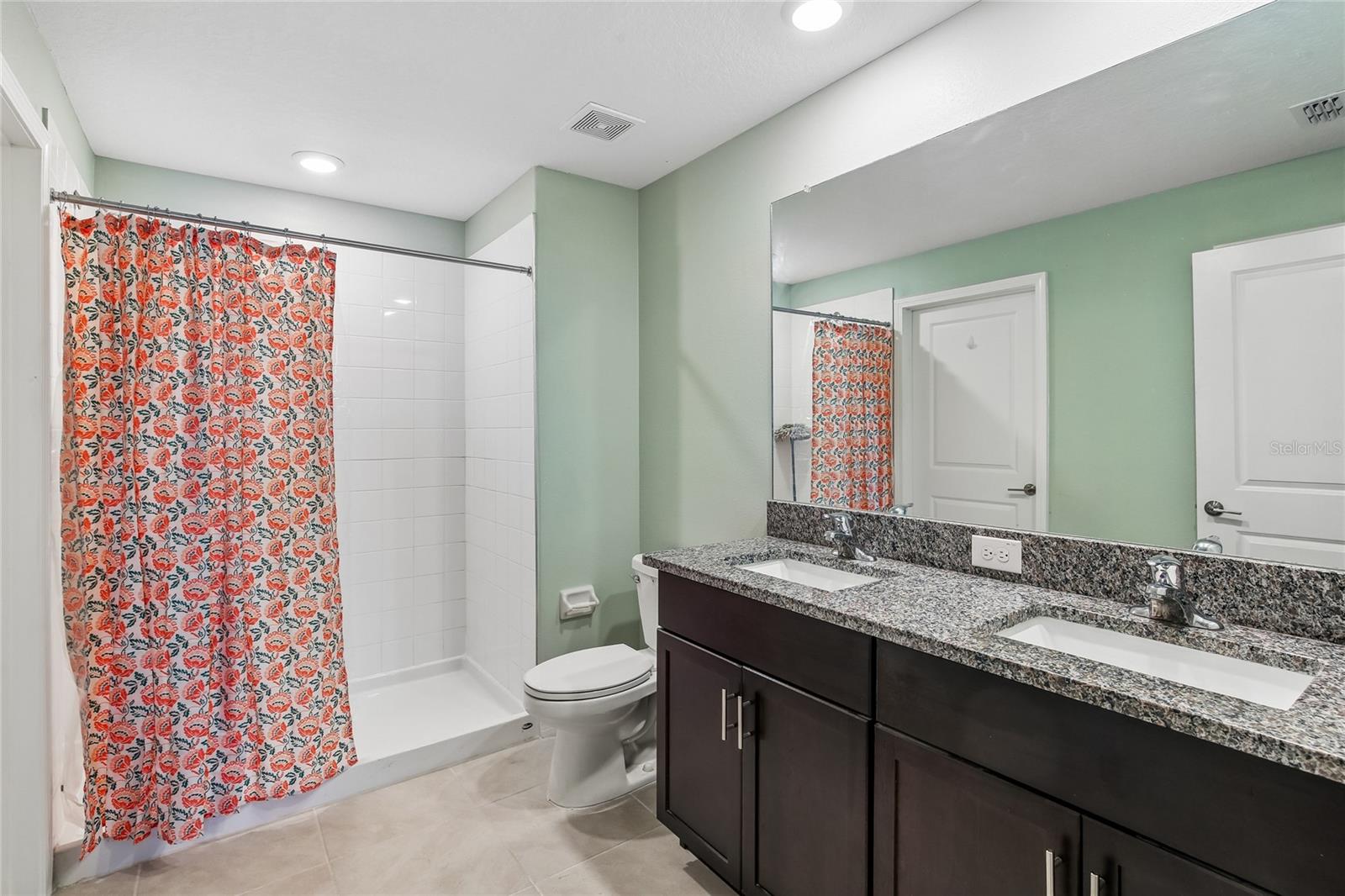 15430 MILLER CREEK DR, SUN CITY CENTER, FL, 33573
