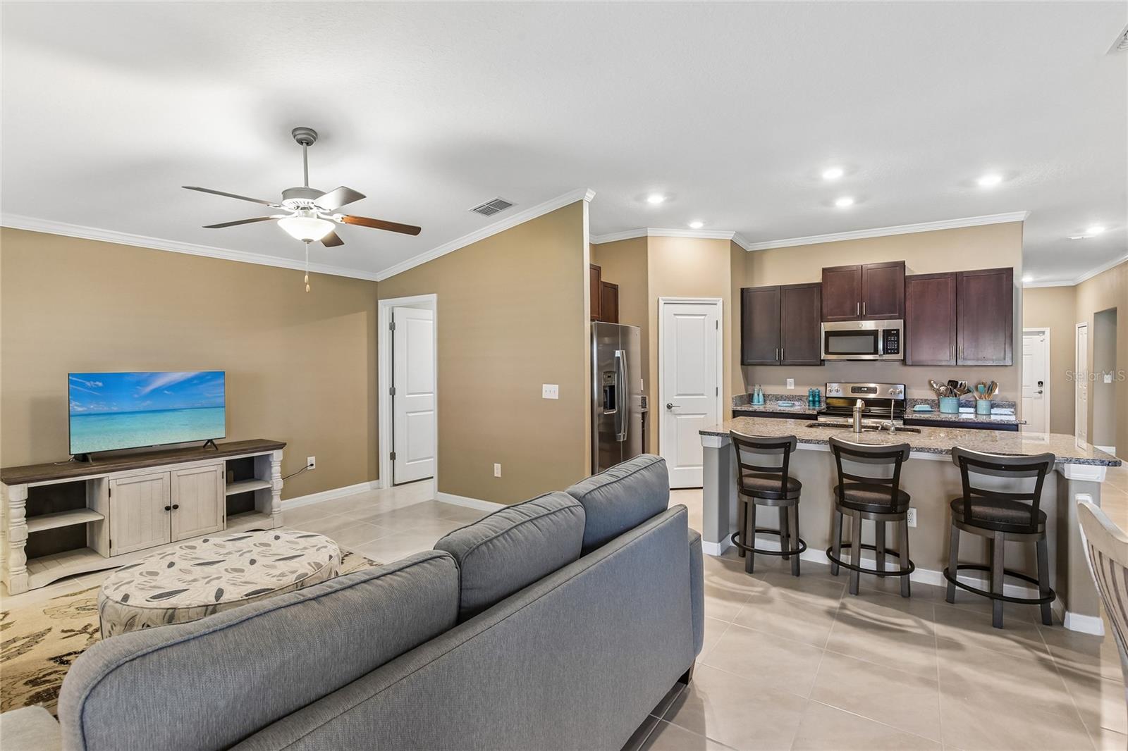 15430 MILLER CREEK DR, SUN CITY CENTER, FL, 33573