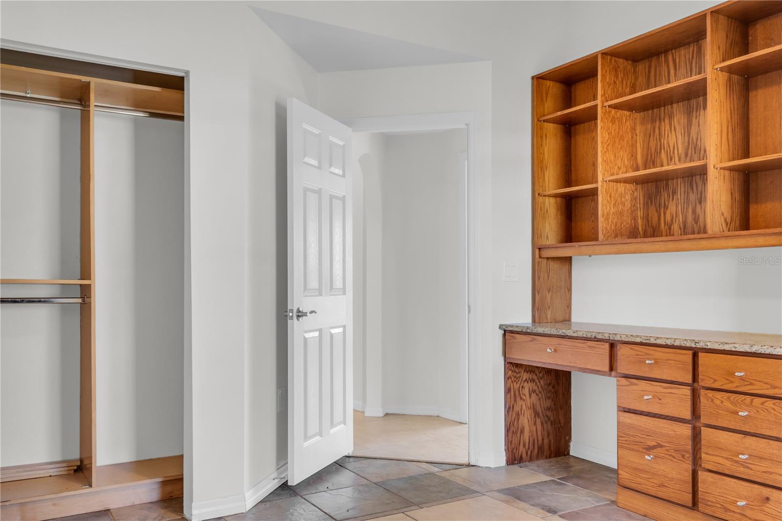 2050 SW LIBRA LN, PORT ST LUCIE, FL, 34984