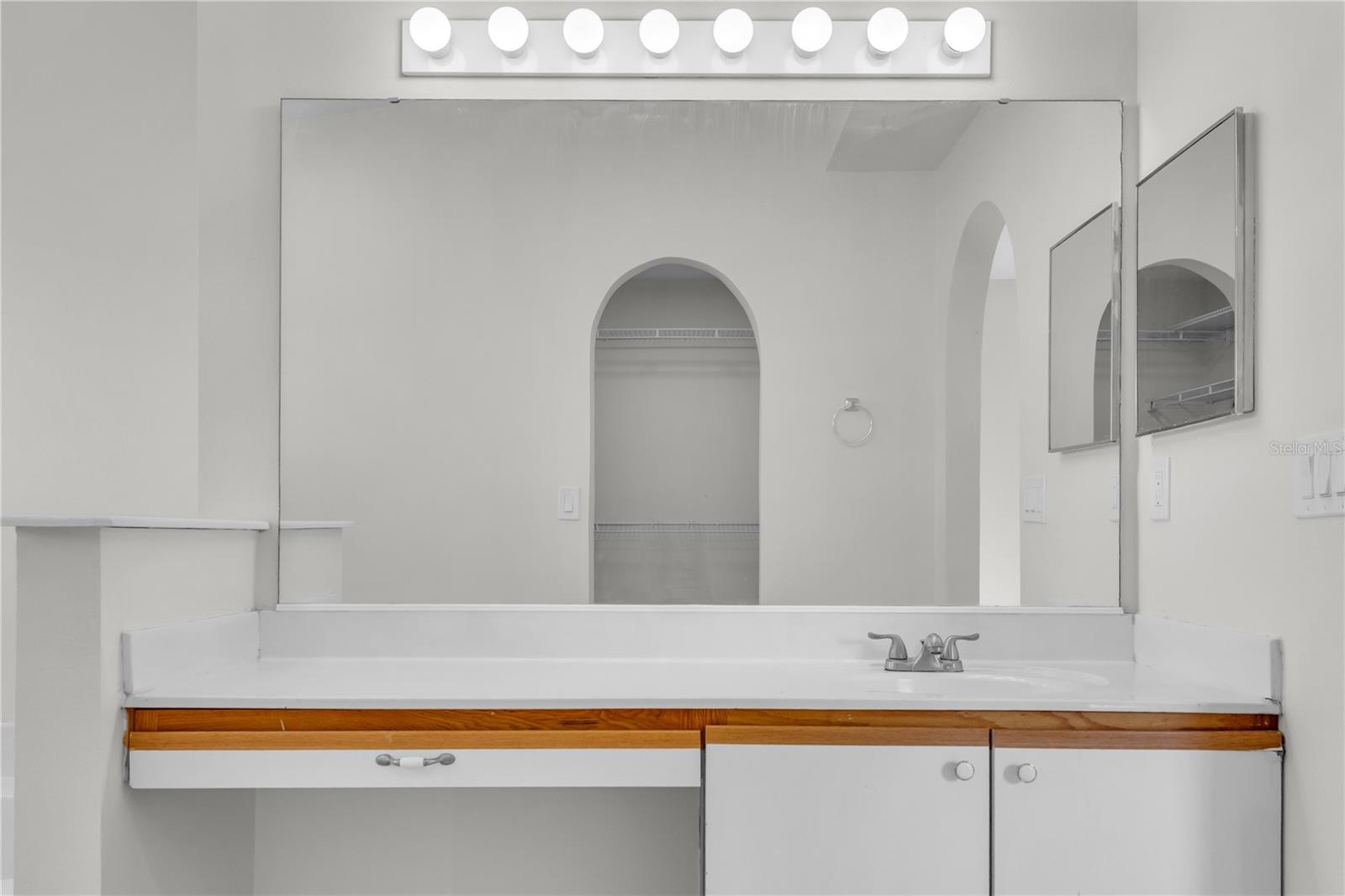 2050 SW LIBRA LN, PORT ST LUCIE, FL, 34984