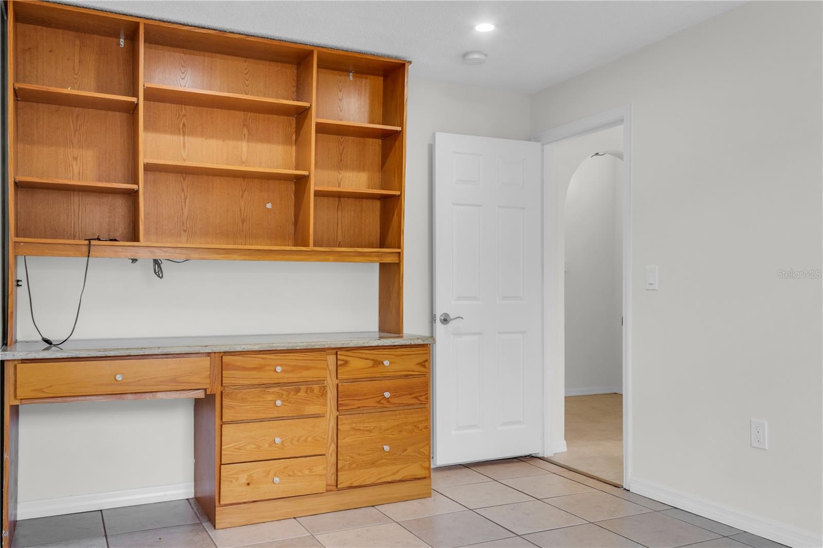 2050 SW LIBRA LN, PORT ST LUCIE, FL, 34984