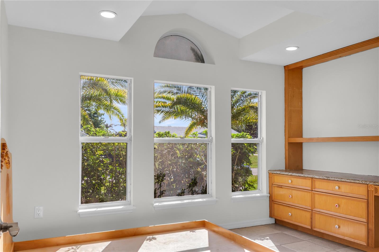 2050 SW LIBRA LN, PORT ST LUCIE, FL, 34984