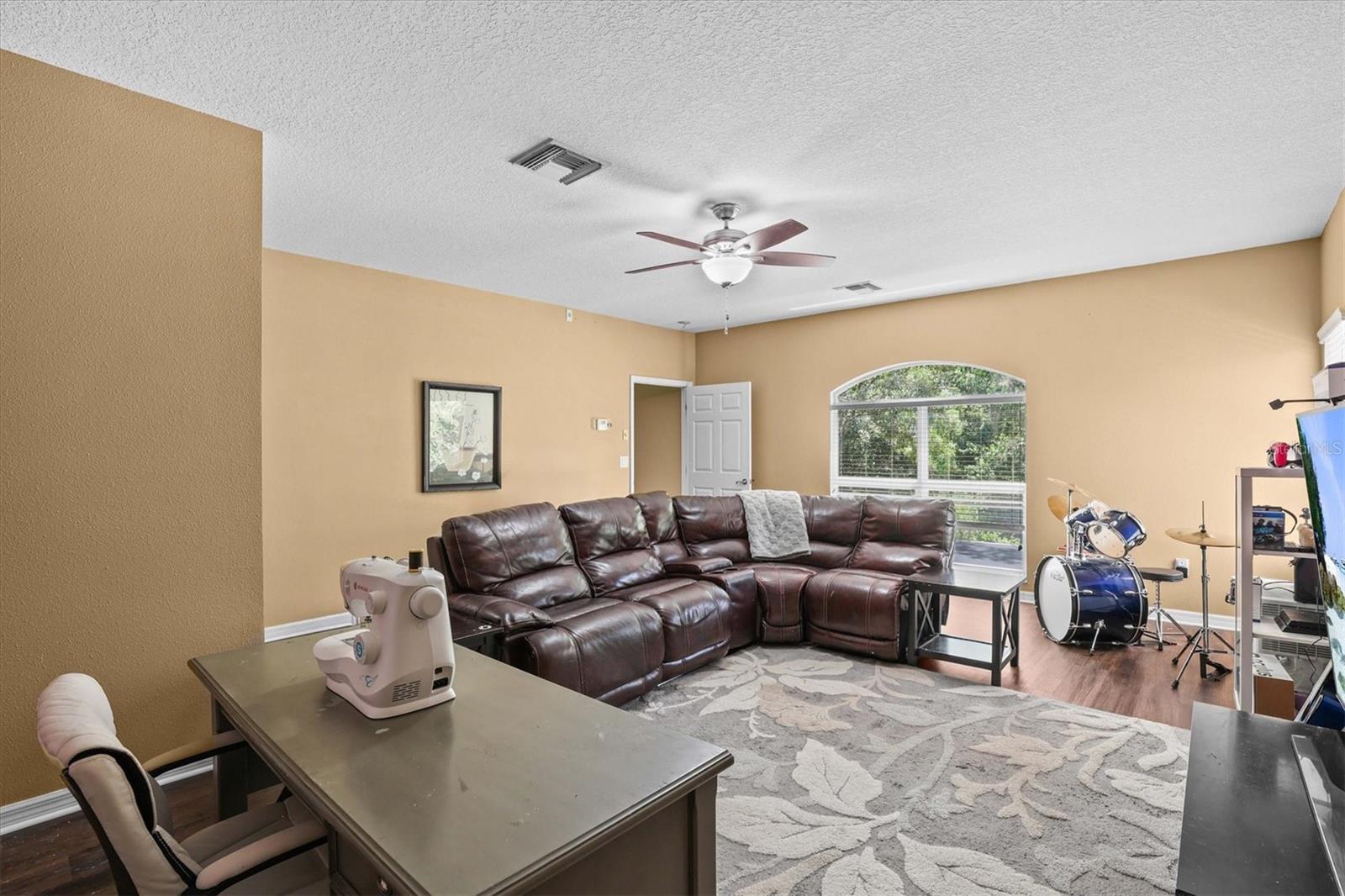 8331 GOLDEN PRAIRIE DR, TAMPA, FL, 33647