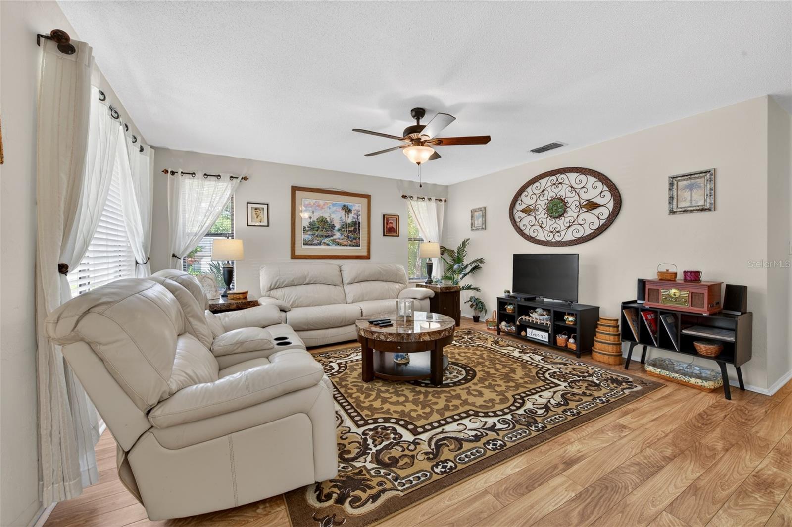 10 LAKEPOINT CIR, PORT ORANGE, FL, 32128